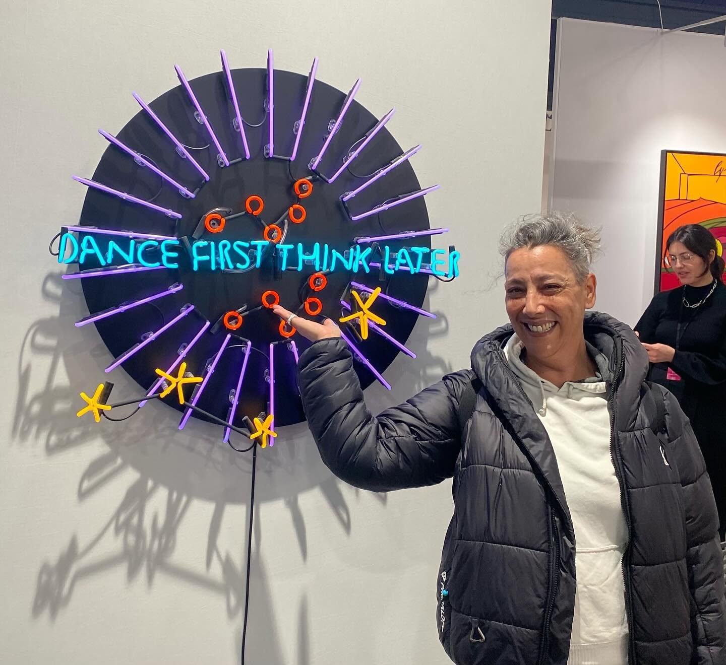 Dance first&hellip;
think later 

Love this artwork I came across at the Art Fair in Paris.

Visit audreyboss.com to find out how to dance with me 👯&zwj;♂️ Don&rsquo;t think, just do it 🤩

#openfloormovementpractice 
#dancelondon
