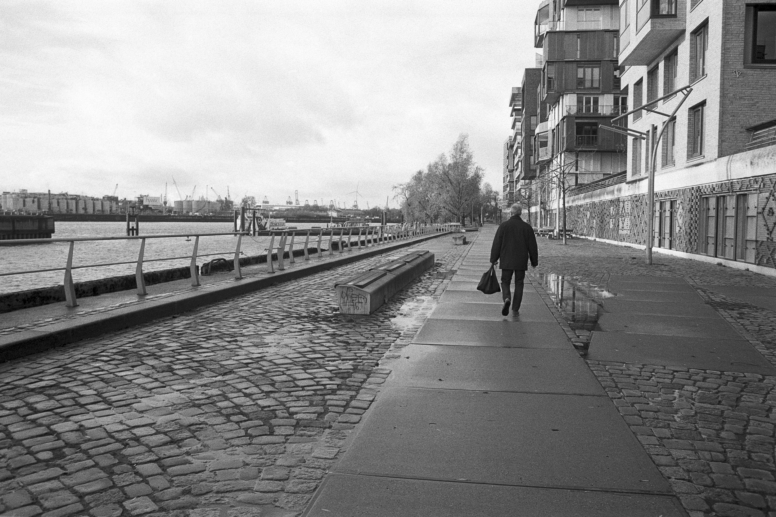 hamburg_book-2.jpg