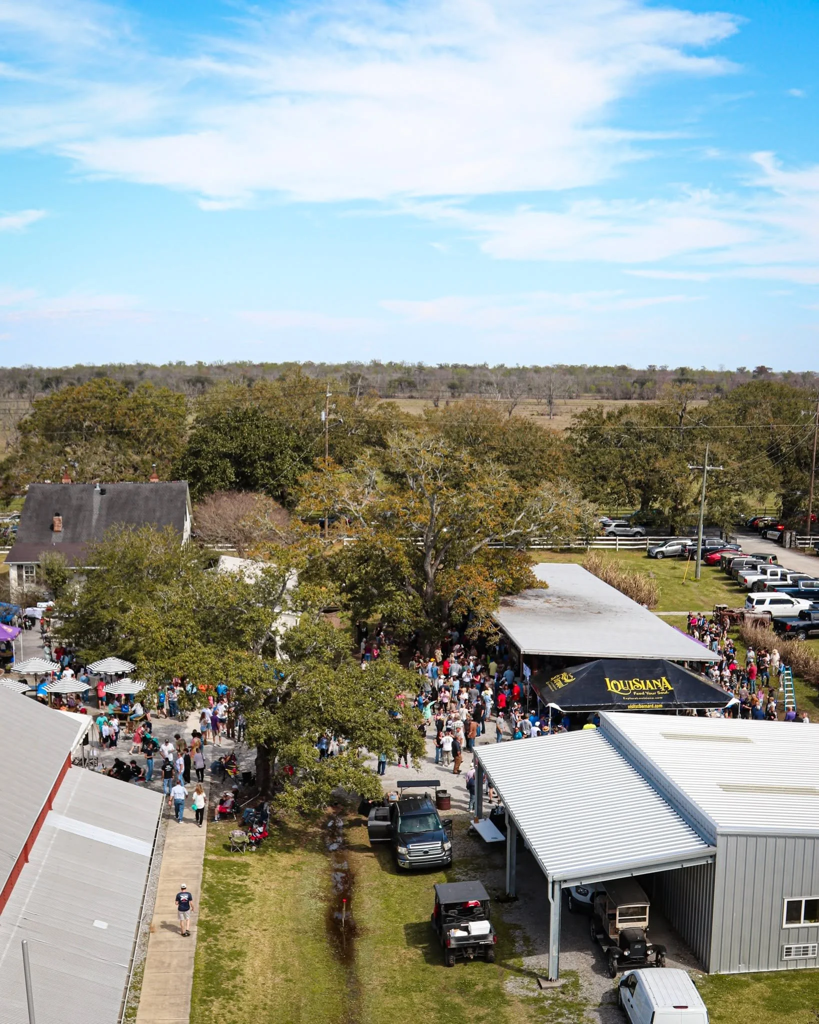 Another successful @cook_off4coast !!! We also have a blast whenever we get a chance to work at @docvillefarm 🎉🎉🎉

After party at PWB! @lasazona.kitchen  will be cooking until late!