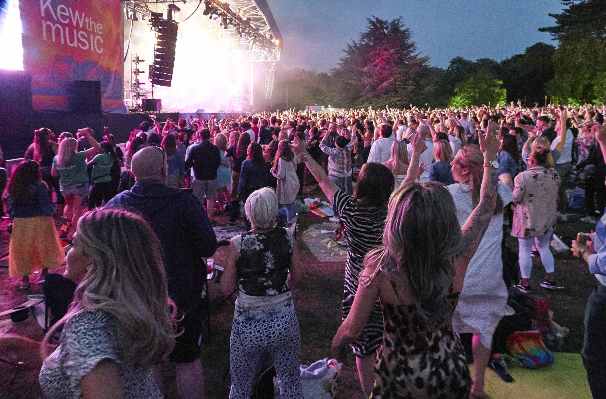 Kew The Music