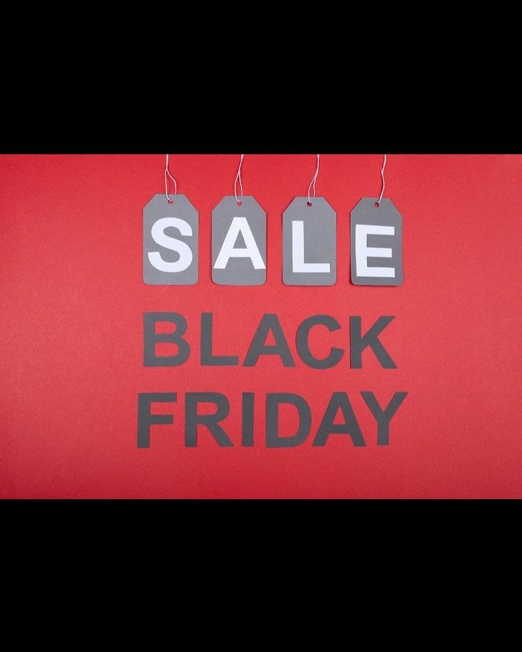 20% discount on original drawings and 25% discount on Giclee prints. 

Get them while you can!

Some original drawings are also on sale and being sold unframed. So bigger discounts to be had as the code works on those too!

Offer until 1st December

