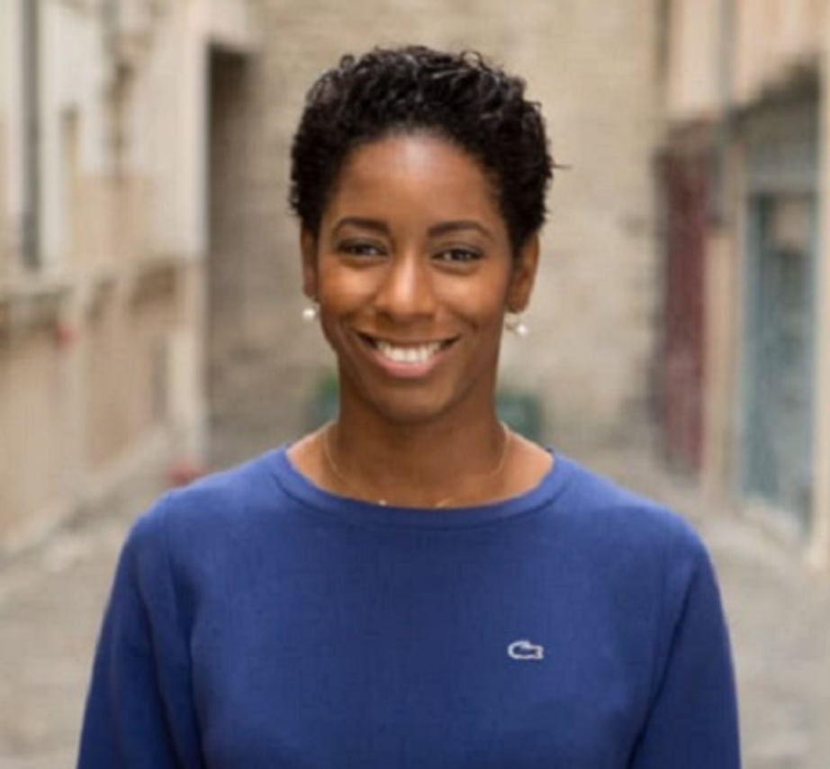 Malia Metella, Swimming