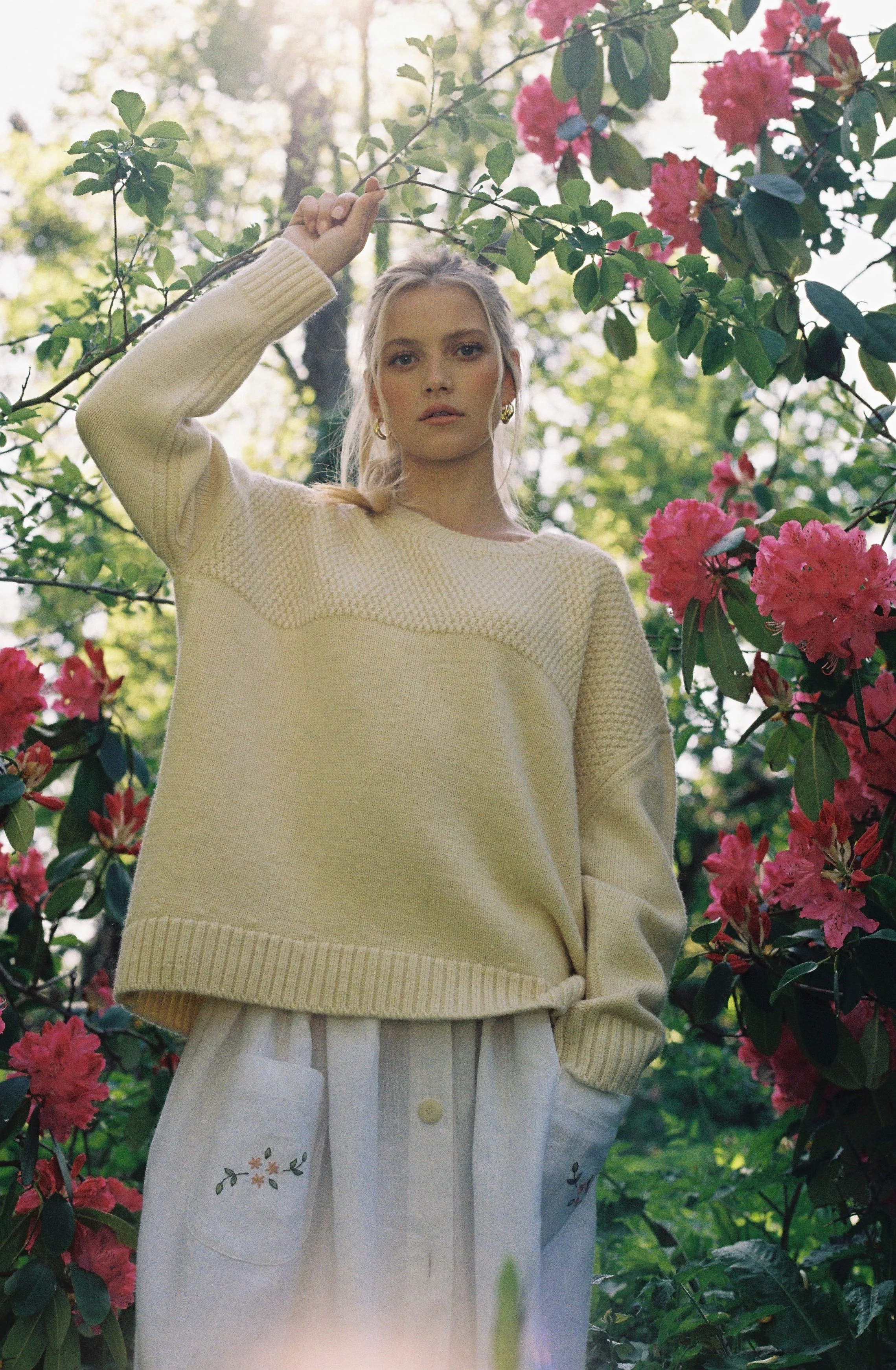 Liv - White Skirt - 9.jpg