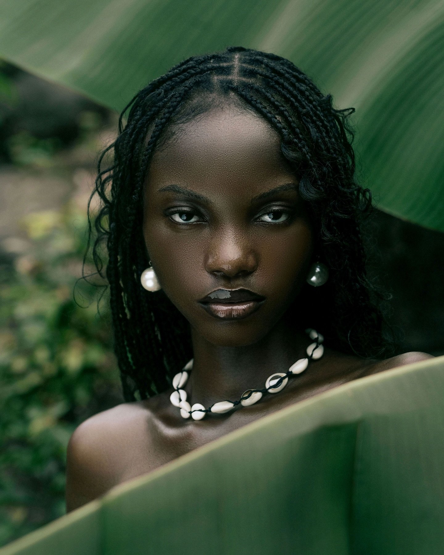 I. Nature

Green Heart

&lsquo;Green Heart&rsquo; celebrates Sierra Leone&rsquo;s diverse and rich natural environments, capturing vibrant flora and fauna that invite viewers to appreciate the untouched beauty of these landscapes. Danica&rsquo;s pres