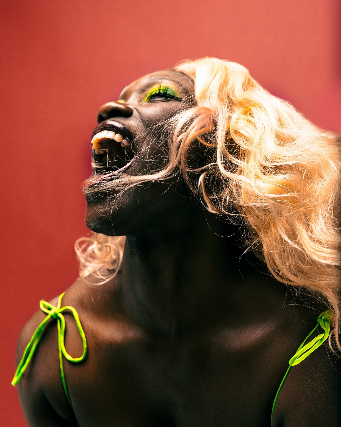 A Passage of Resilience

A Passage of Resilience featuring actress Ruby Commey is a tribute to the multidimensional nature of women &ldquo;- Meklit Fekadu Tsige

We delve into the profound complexities of a powerful woman who is vulnerable, fierce, a