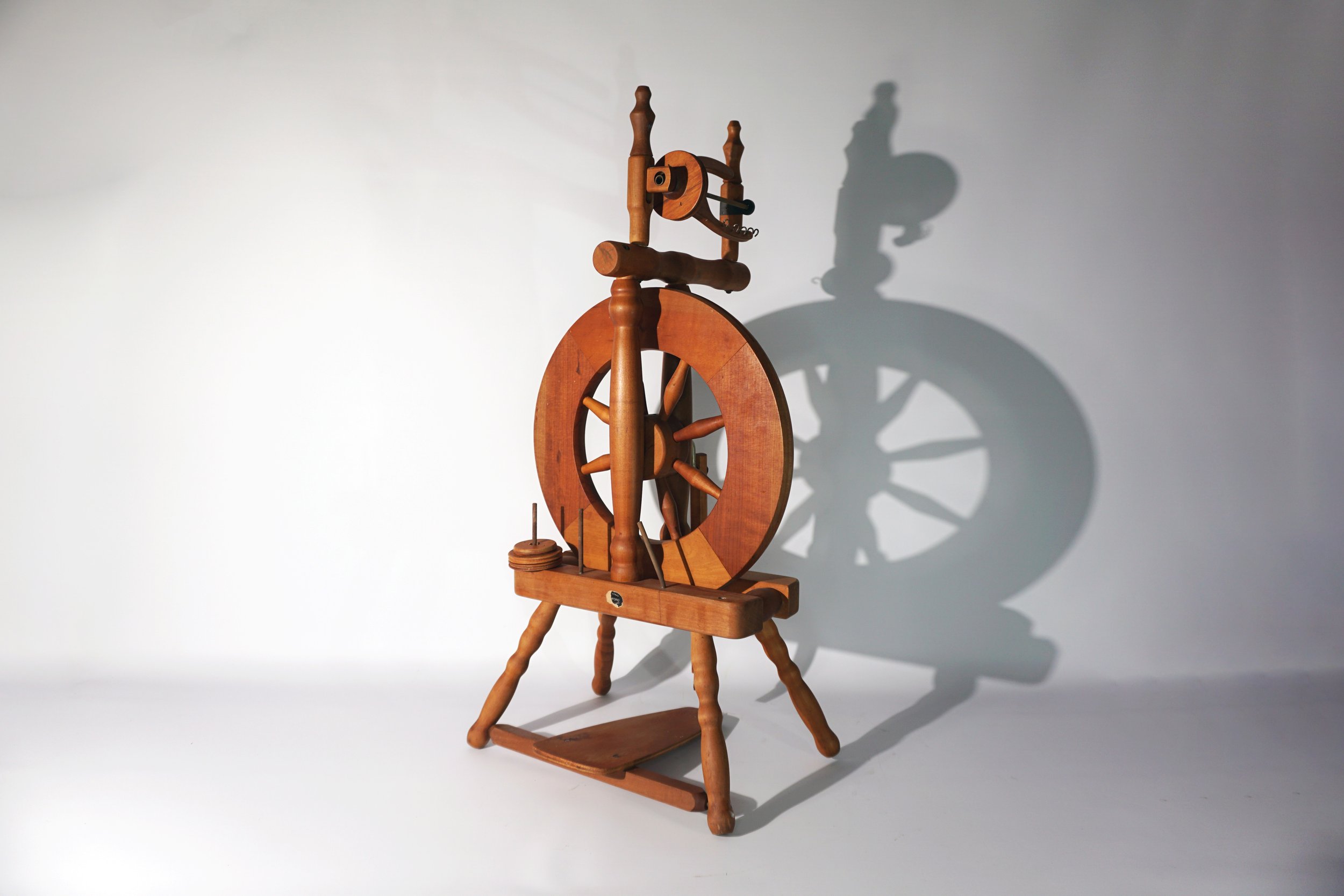 Medium Spinning Wheel.  #SW267CFT