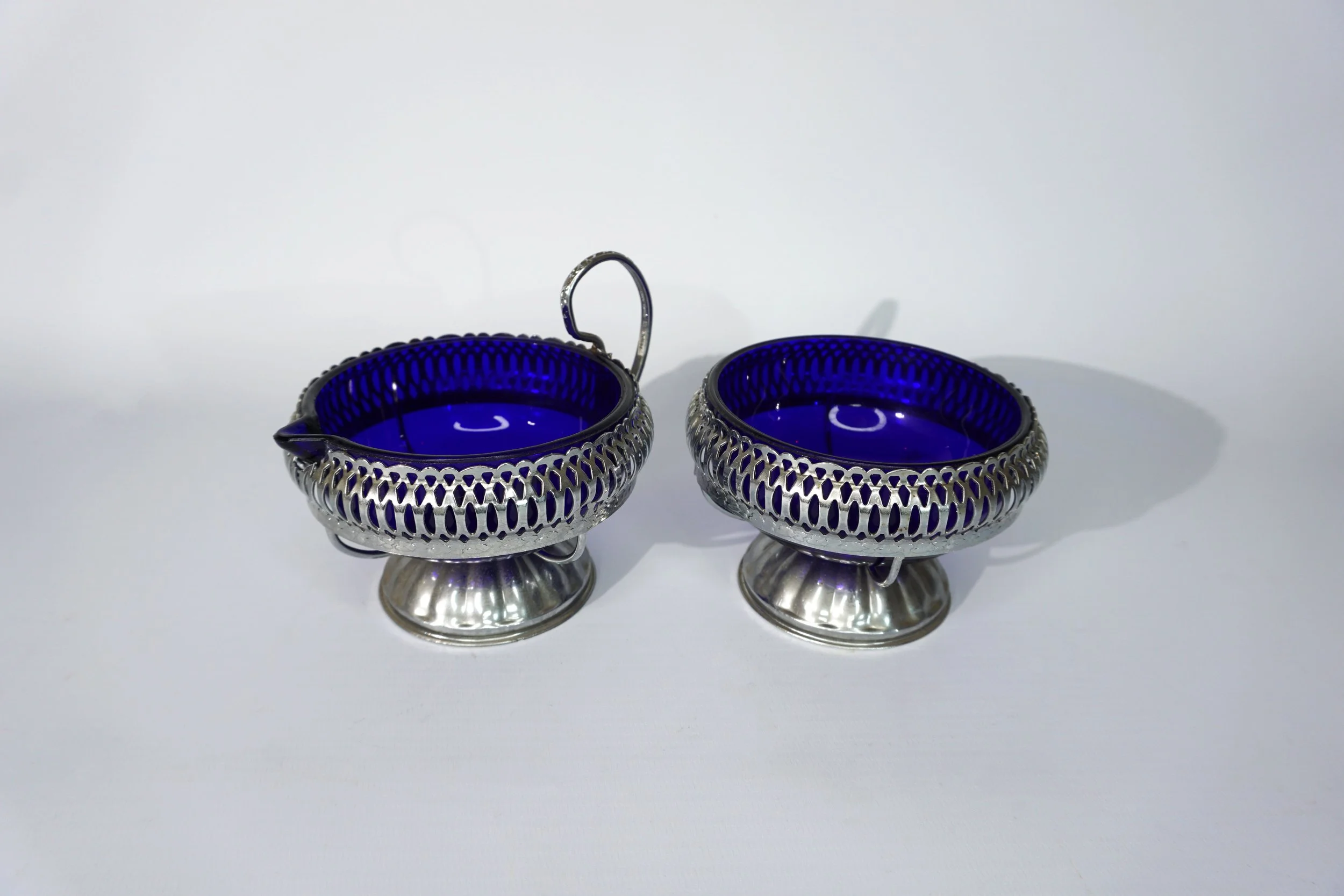 Set of 2, Blue Glass Serving Dishes. (H110mm)  #SD2612GLW