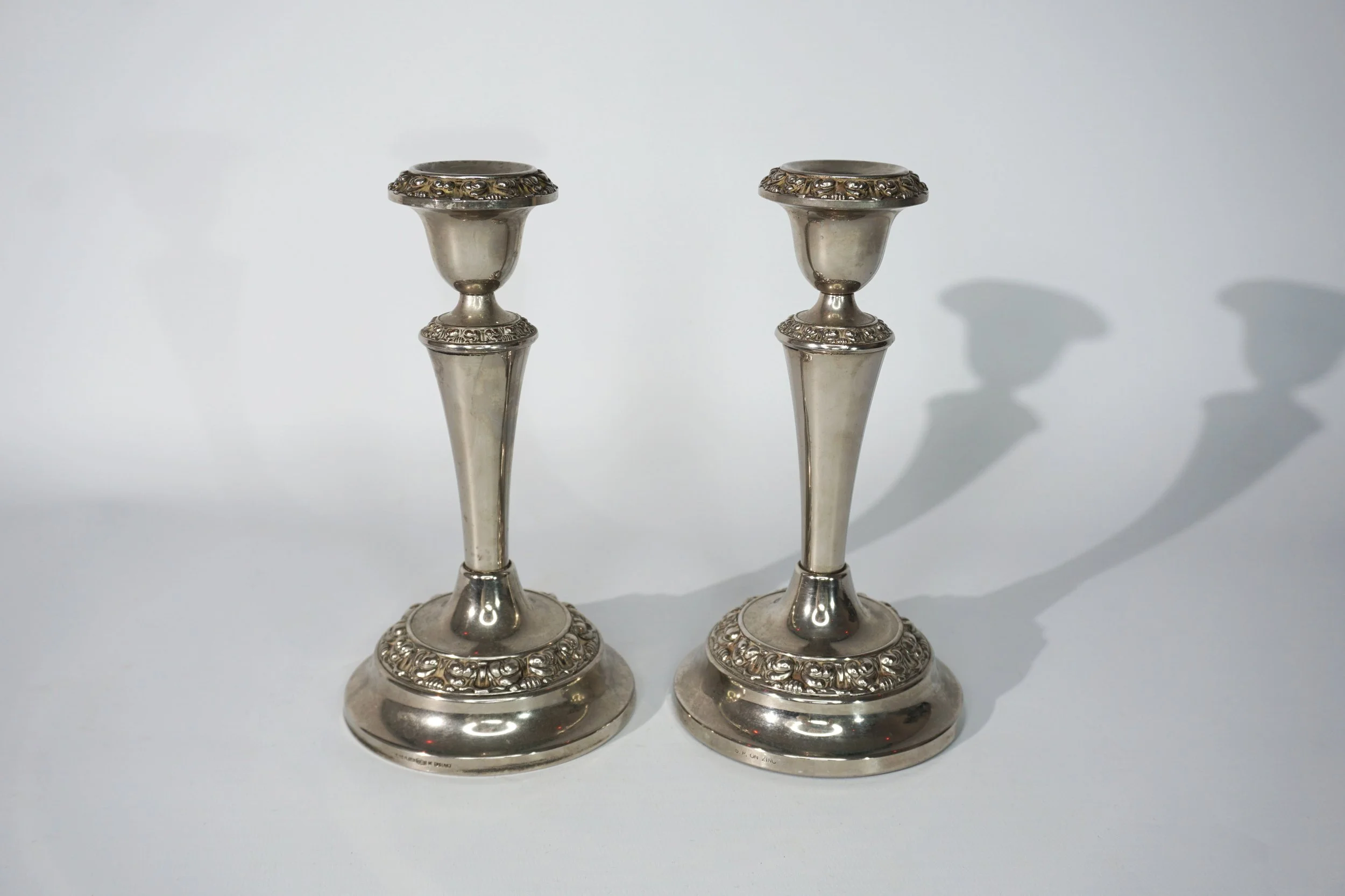 Set of 2, Silver Plated Candle stick Holders. (H185mm)  #CH2623HMW