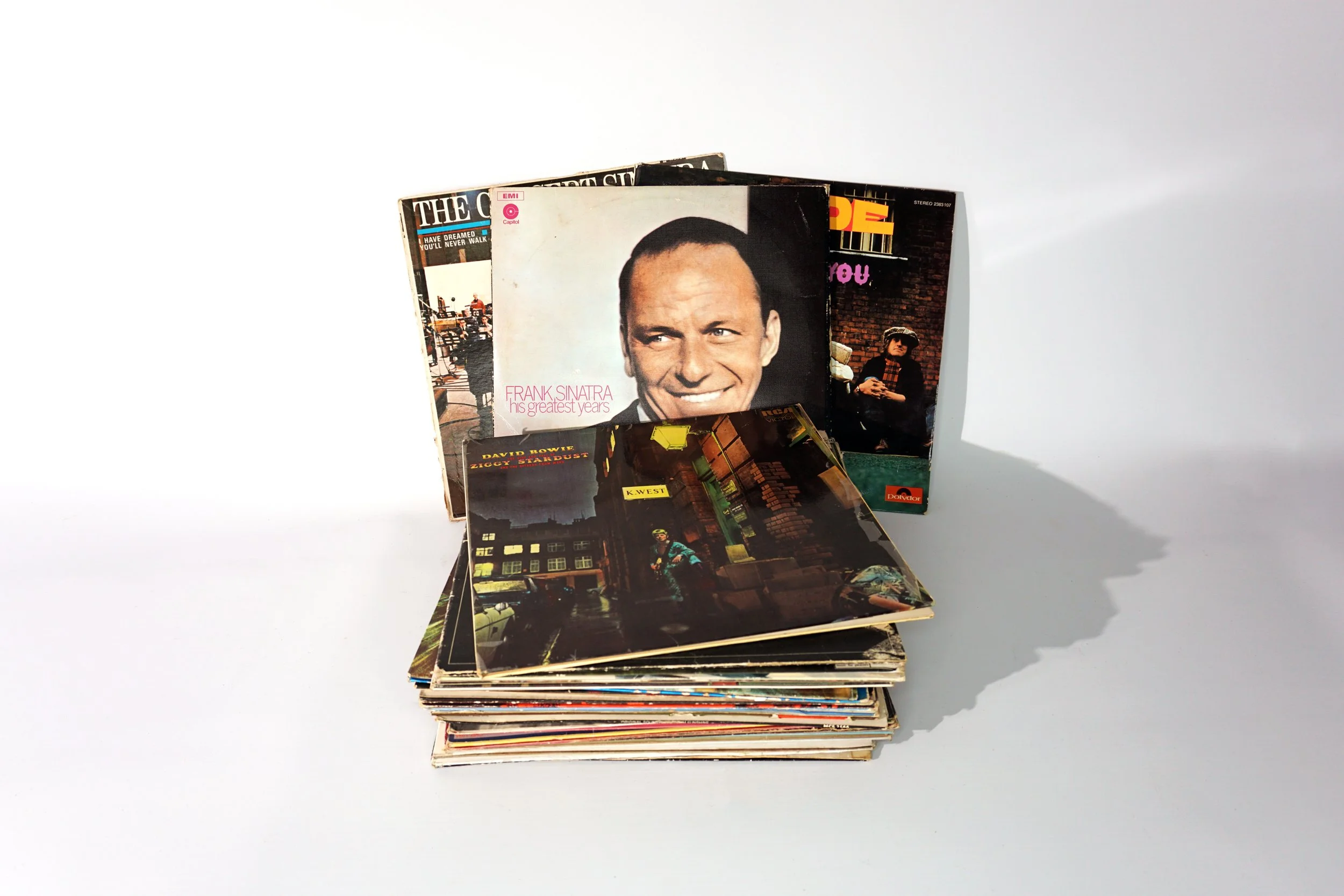 Record Albums. x33  #RA2611HMW