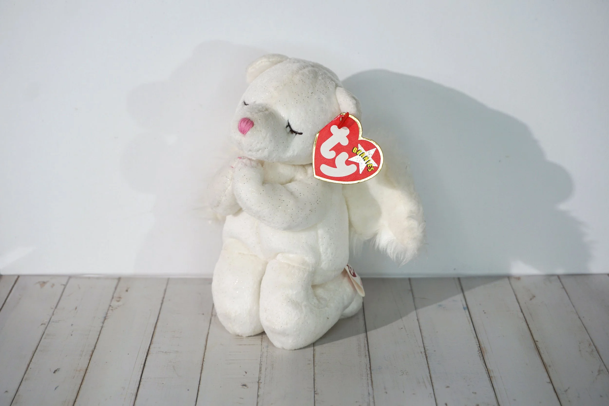 Angel TY Beanie Baby.  #BB264CHD