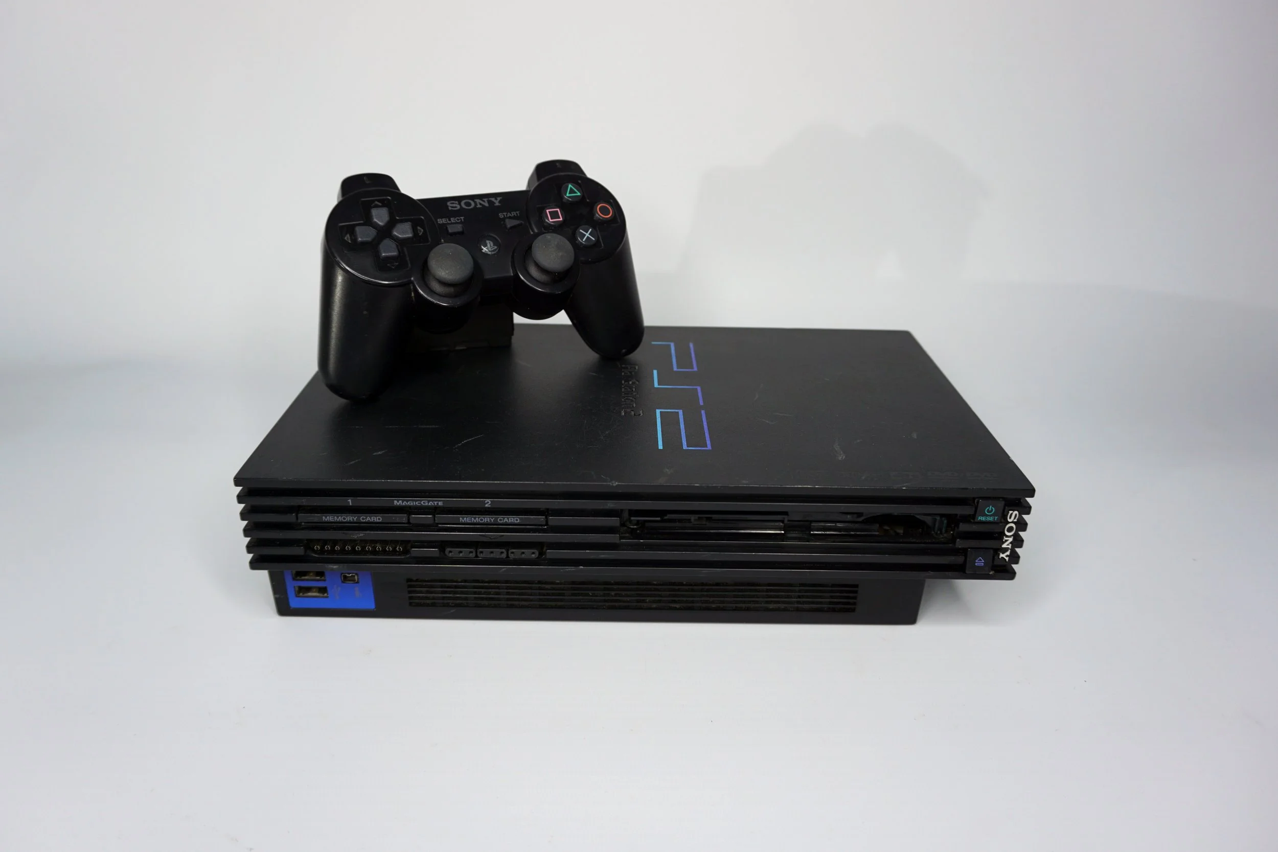 Sony PlayStation Two.  #PS22616ELC