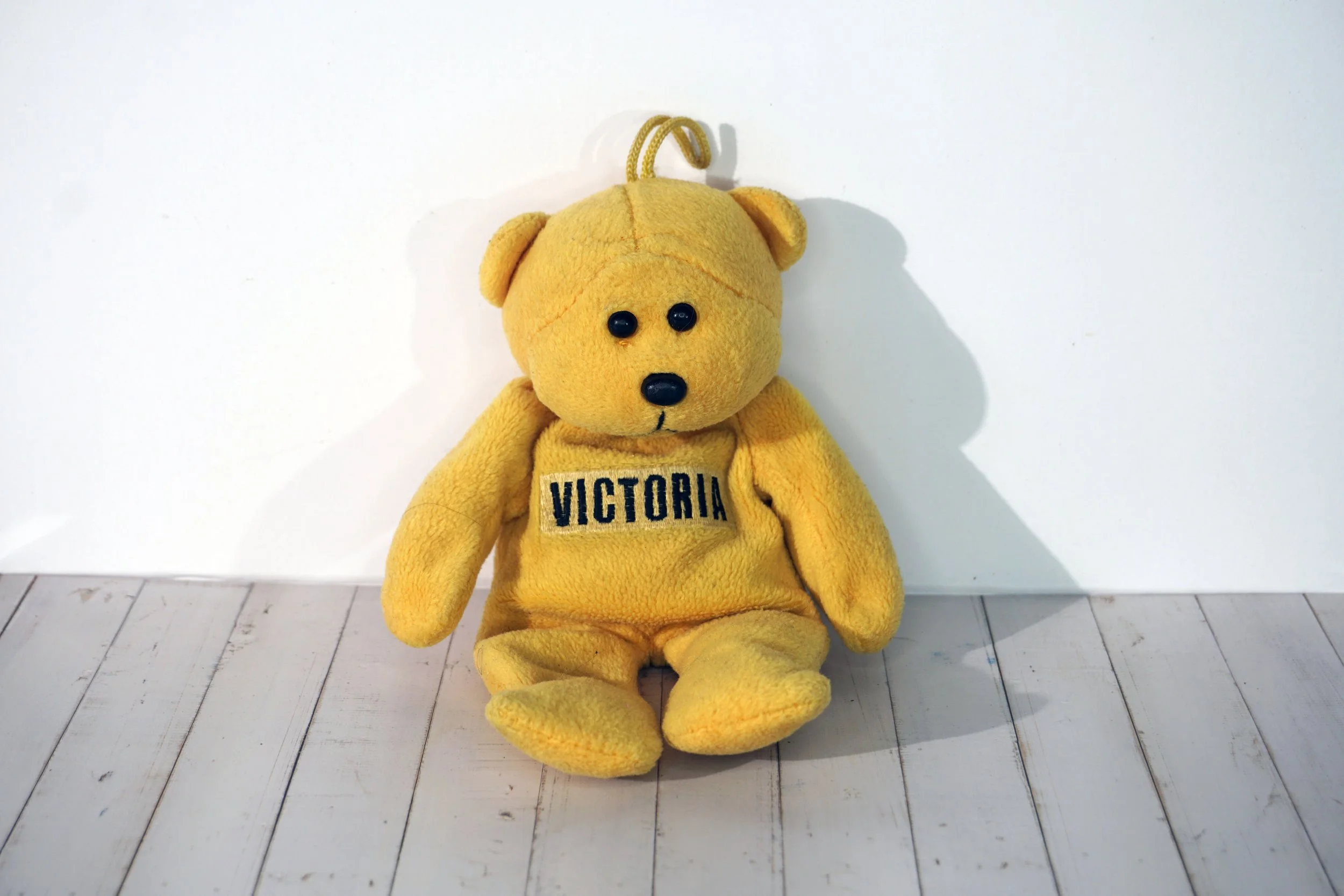 Yellow Bear TY Beanie Baby.  #BB269CHD