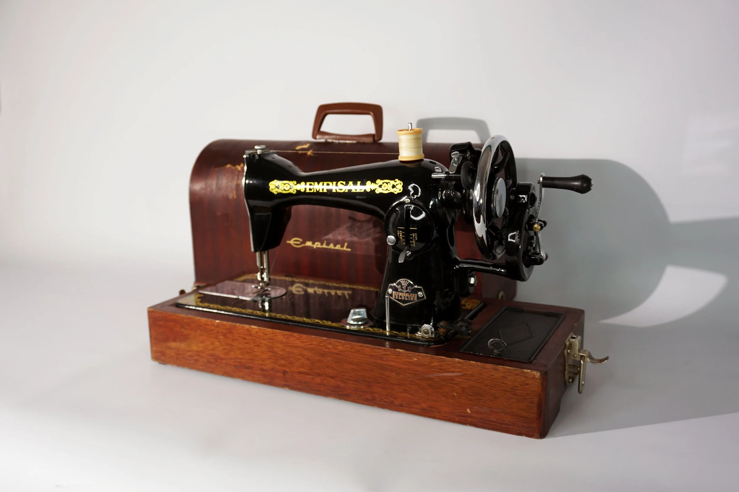 Empisal 111 Super Deluxe Goldline Mechanical Sewing Machine.  #SM268CFT