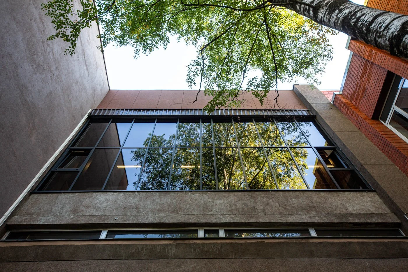 AS “Sadales tīkls” ēkā Šmerļa ielā 1.