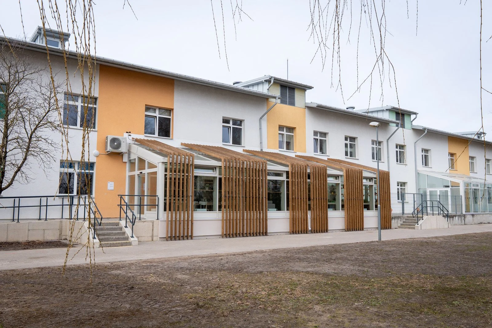 Alumīnija ziemas dārzs VSIA “Slimnīca Ģintermuiža” rehabilitācijas studijai.