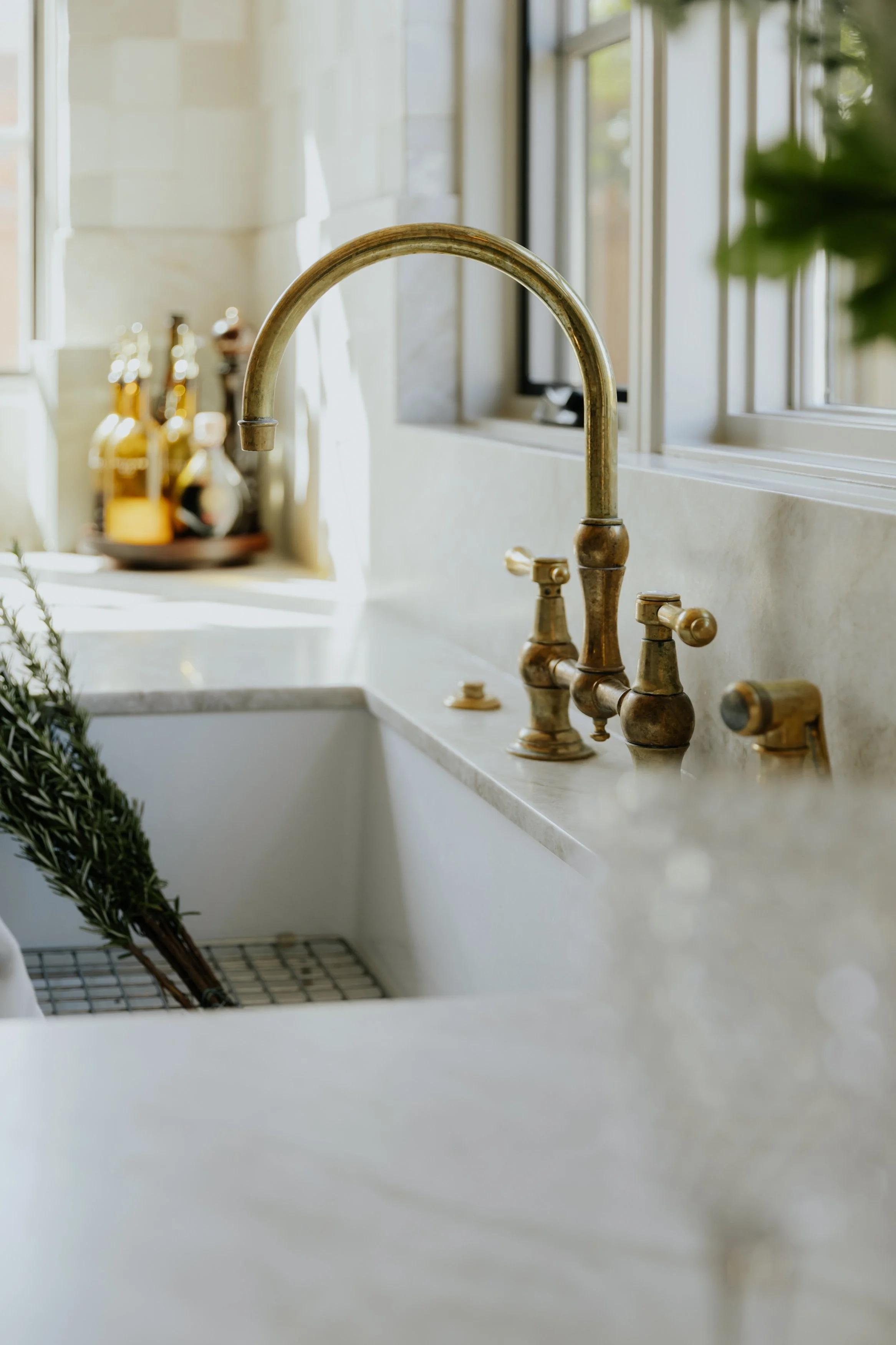 2025_Woodcliff_Chang_Residence-54.jpg