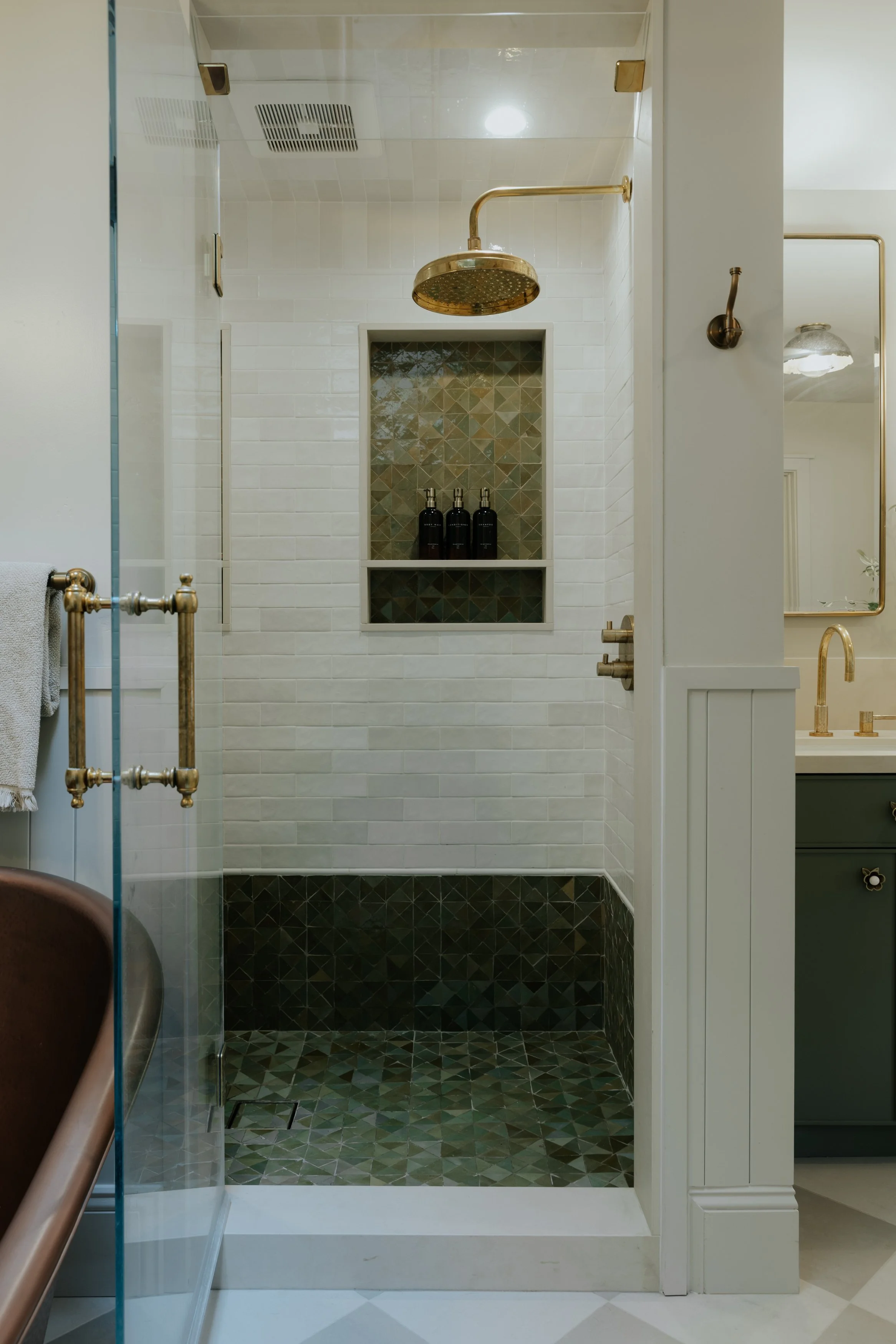 2025_Woodcliff_Chang_Residence-76.jpg