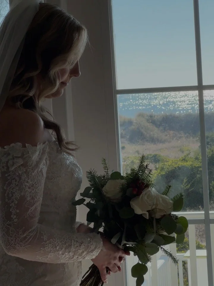 Getting ready by the sea 👰🏼✨🌊 such a STUNNING bride 

[wedding content creator, wedding content creation Virginia]