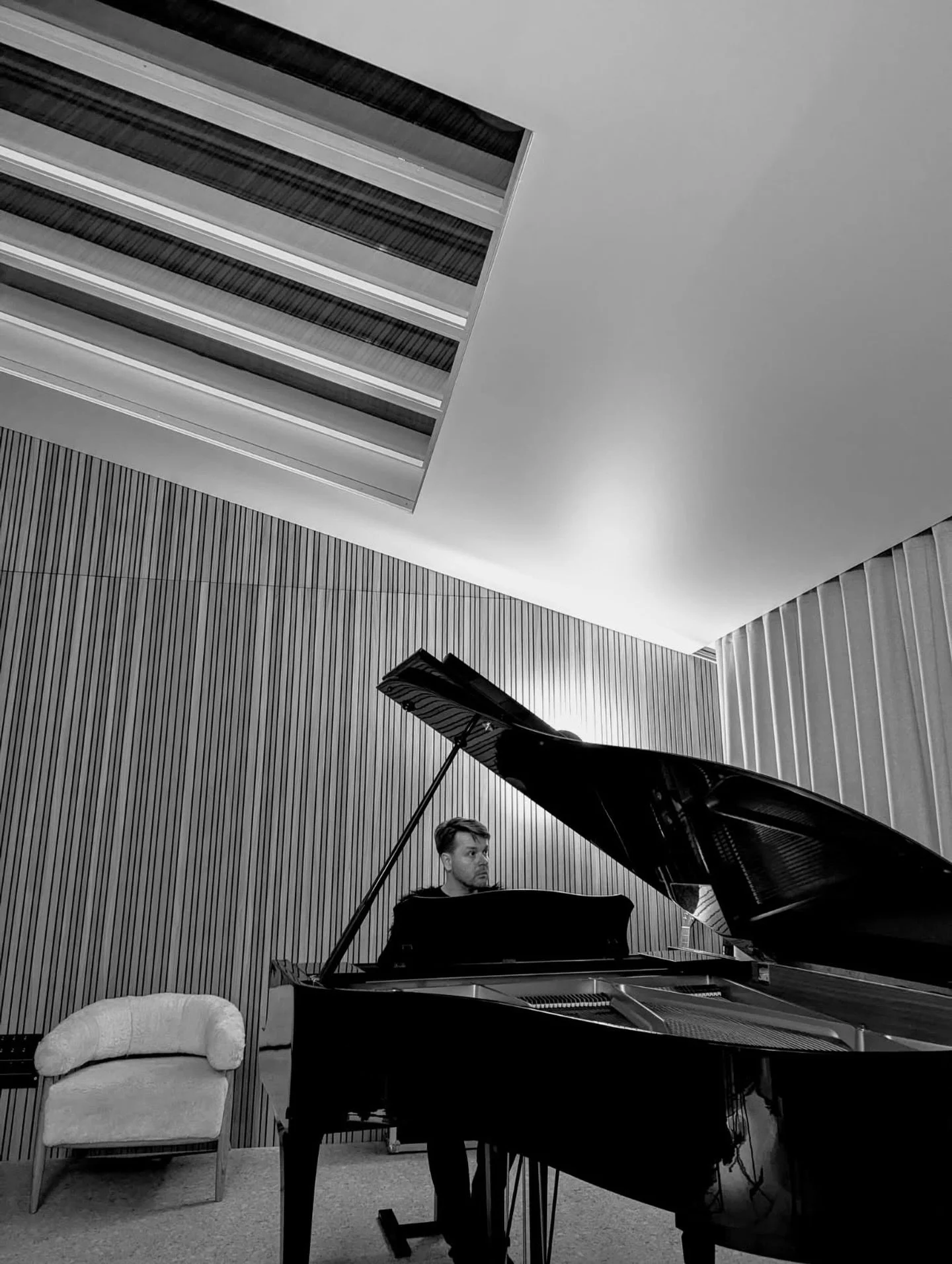 The face behind the mask!
📸: @stephzakas