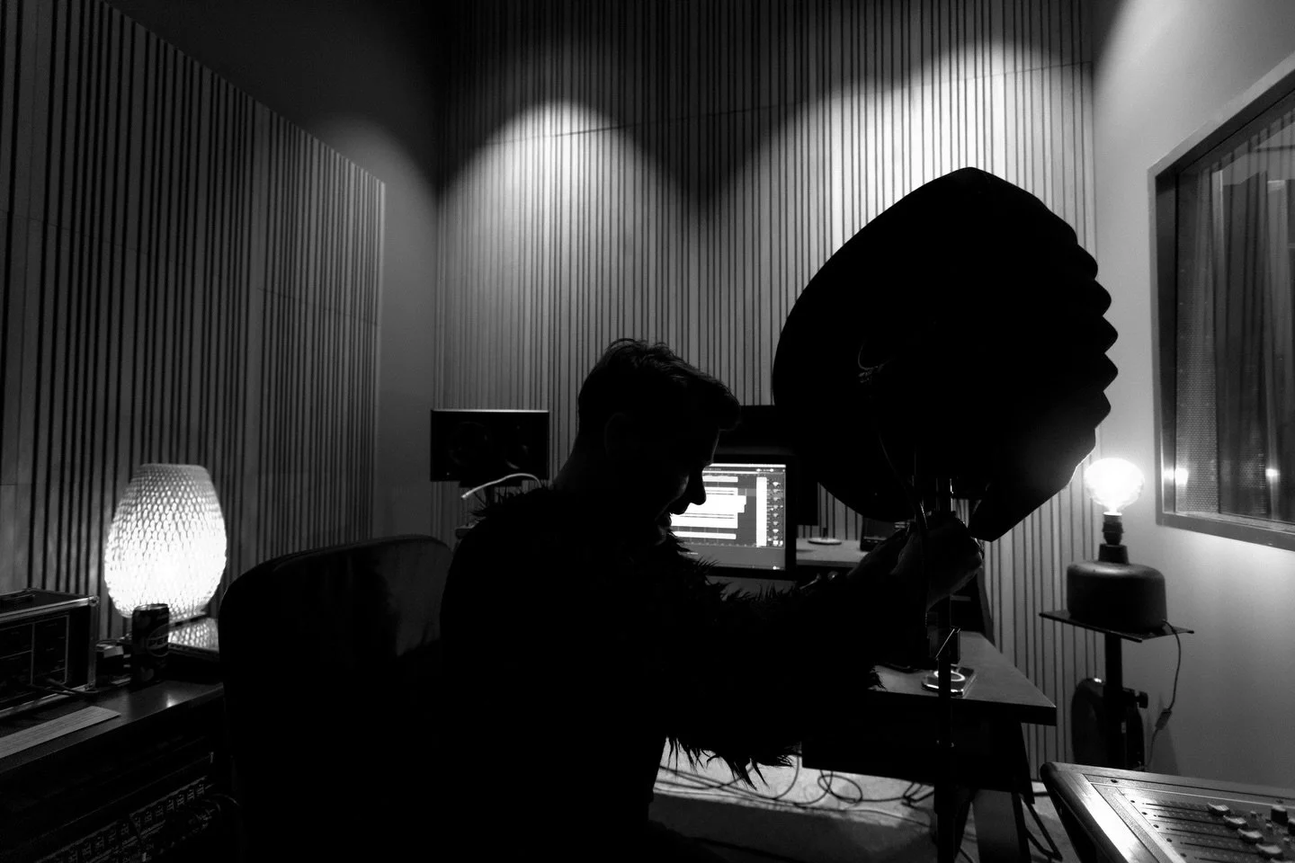 Thank you @innimusic for giving me the opportunity to work in this amazing space through your Lei&eth;ir program. Harmakv&aelig;&eth;i is slowly coming together and I am beyond excited to unveil it. Thank you @stephzakas for these beautiful images an