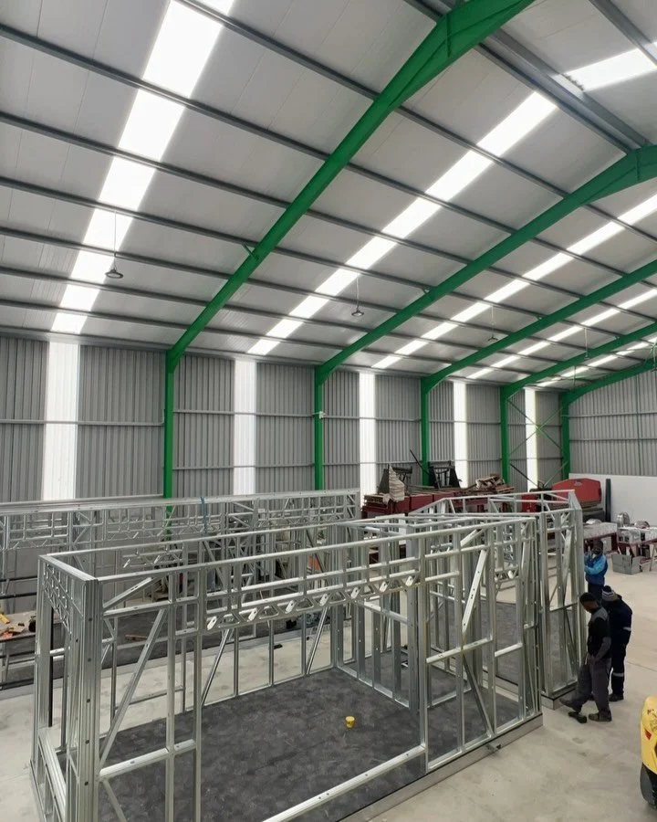 In just a week we&rsquo;ve got the base frames, walls and drywall in! On to the electrical and plumbing installations. We start inside out so we can have 2 teams on the one pod, working on the interior while the other on exterior 

#pod #tinyhome #ca