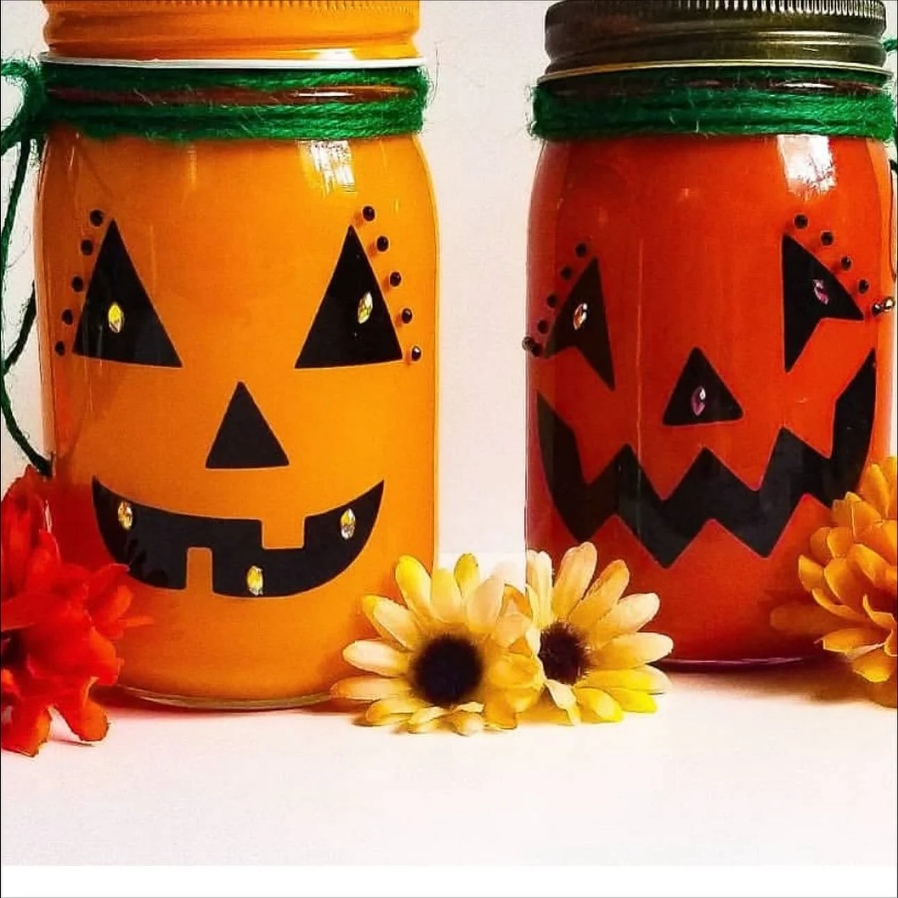 πβ¨ DIY NIGHT IS TOMORROW! β¨π
Get ready to unleash your inner artist — join us tomorrow at 5 PM in the clubhouse for a fun and festive Pumpkin Mason Jar Craft Night! π§‘π
We’ll provide all the supplies — you bring your creativity