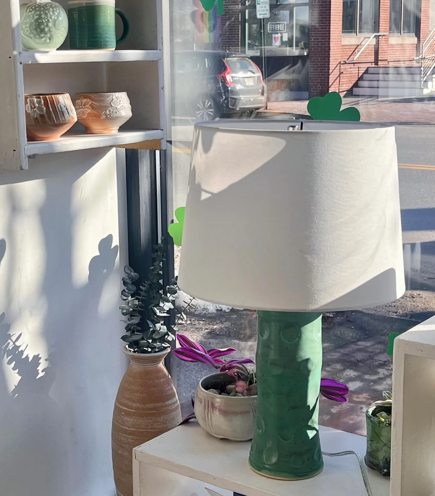 ✨ Gallery Feature ✨

New lamps from Sharon Gamage just landed in our gallery! Come light up your life at the gallery. Open 9AM-5PM every day!