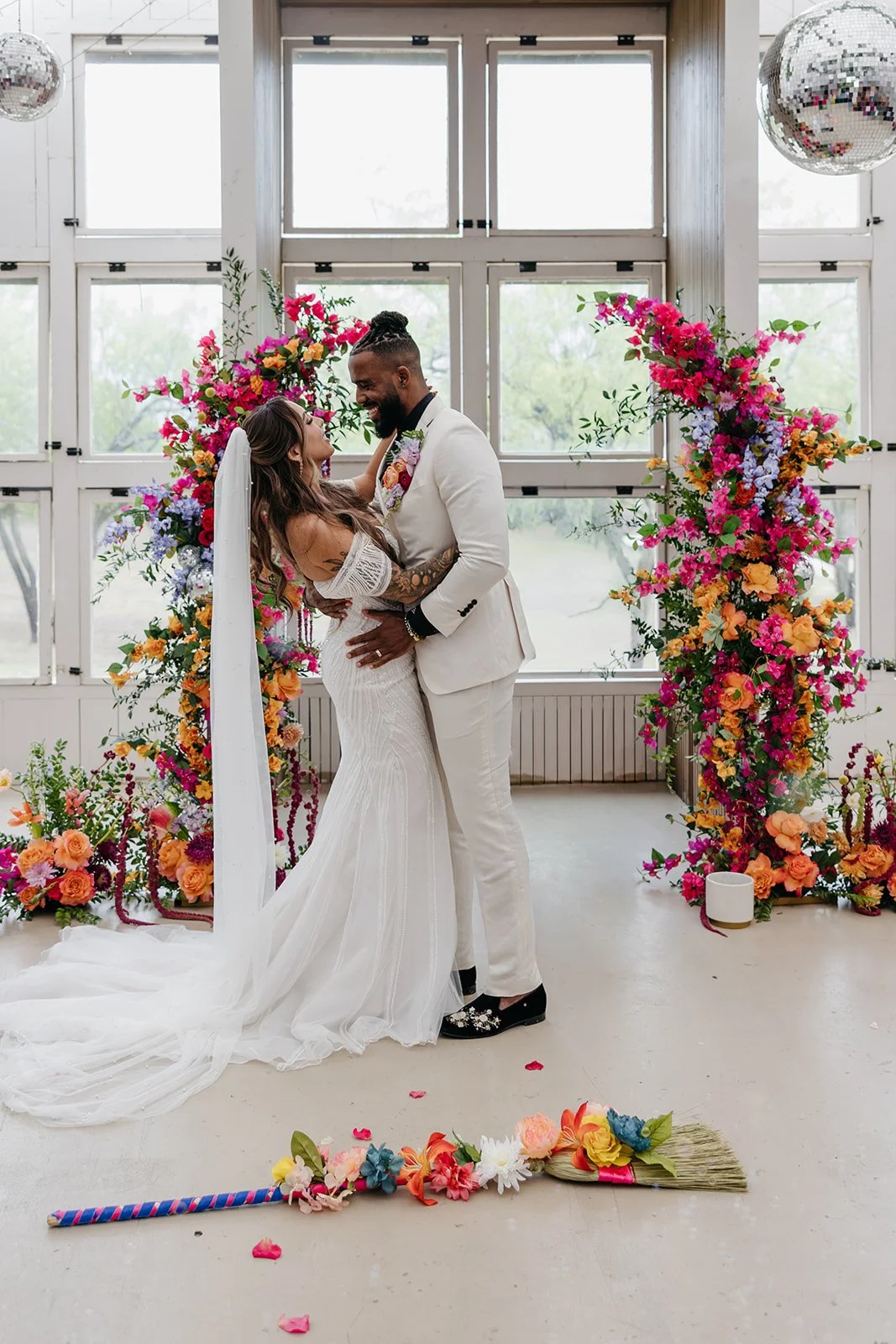 EarthToMadison_CaminoRealRanch_AustinTX_WeddingPhotography-_Christina&Vernon-6_websize.jpg