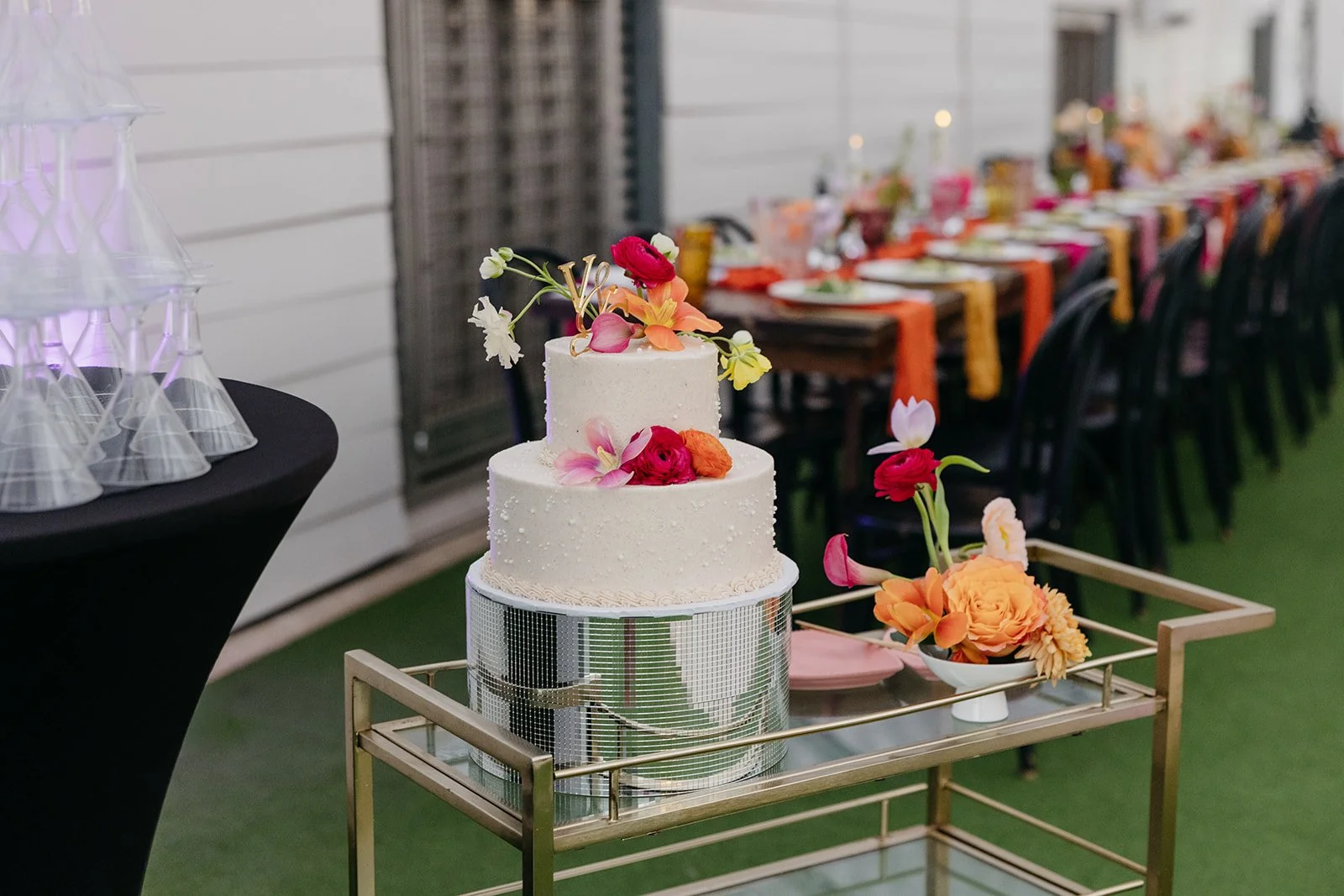 Christina + Vernon - Sneak Peeks-87_websize.jpg