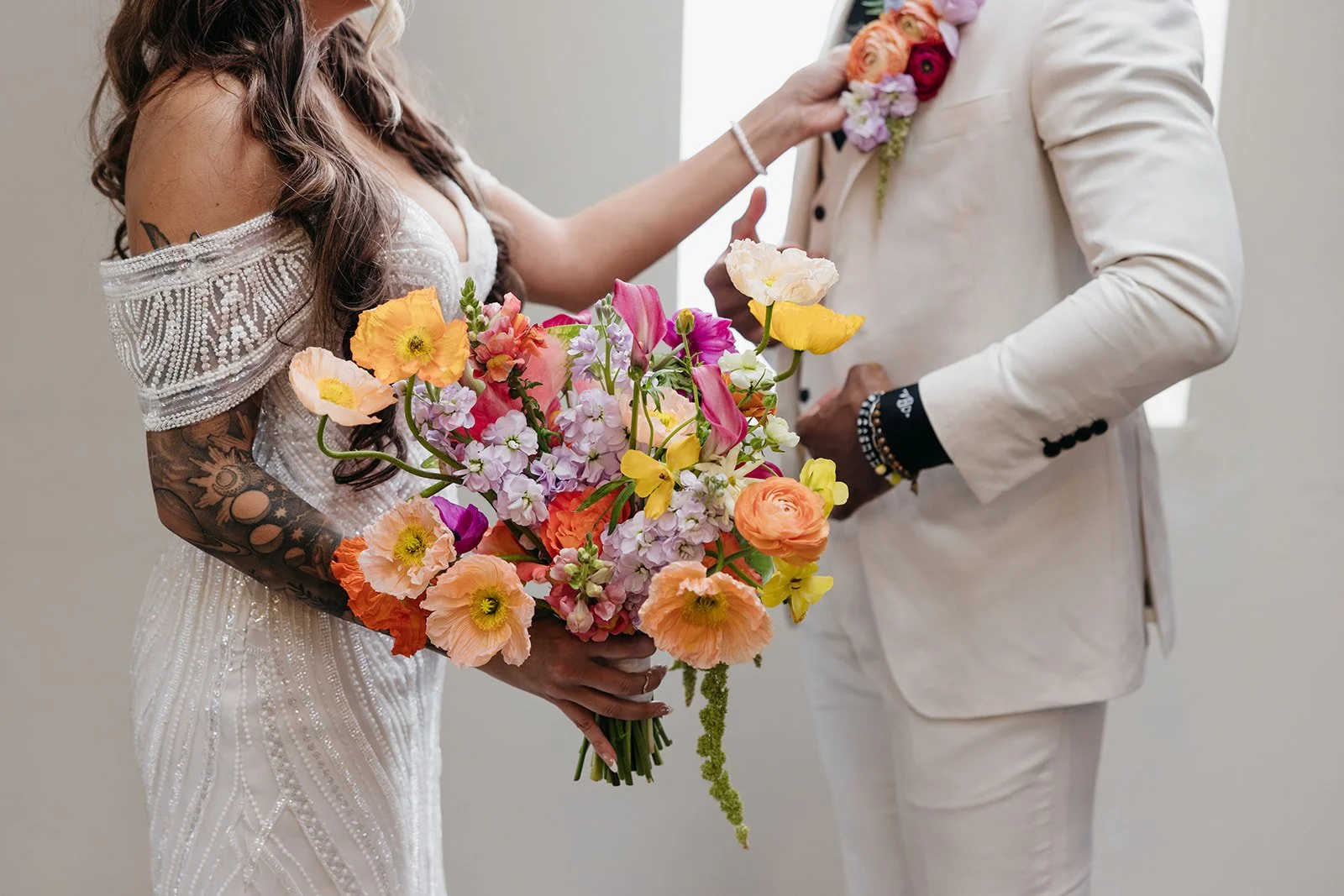 Christina + Vernon - Sneak Peeks-33_websize.jpg