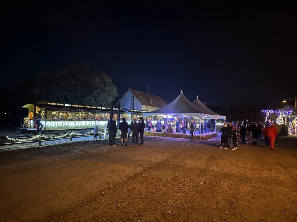 general-5-christmas-at-the-ranch