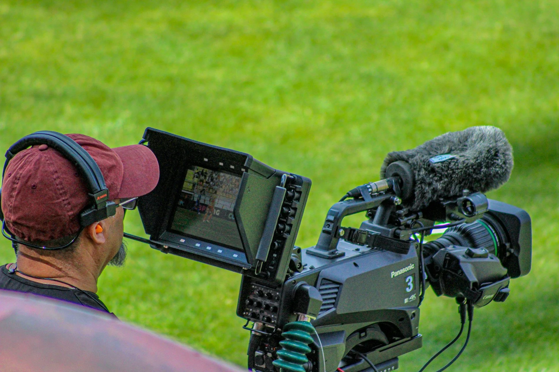 Leveraging Outdoor Video Production to Launch Summer Campaigns