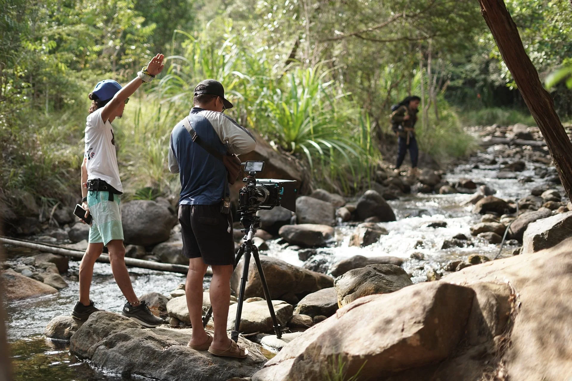 Choosing Between Local and Remote Outdoor Video Crews