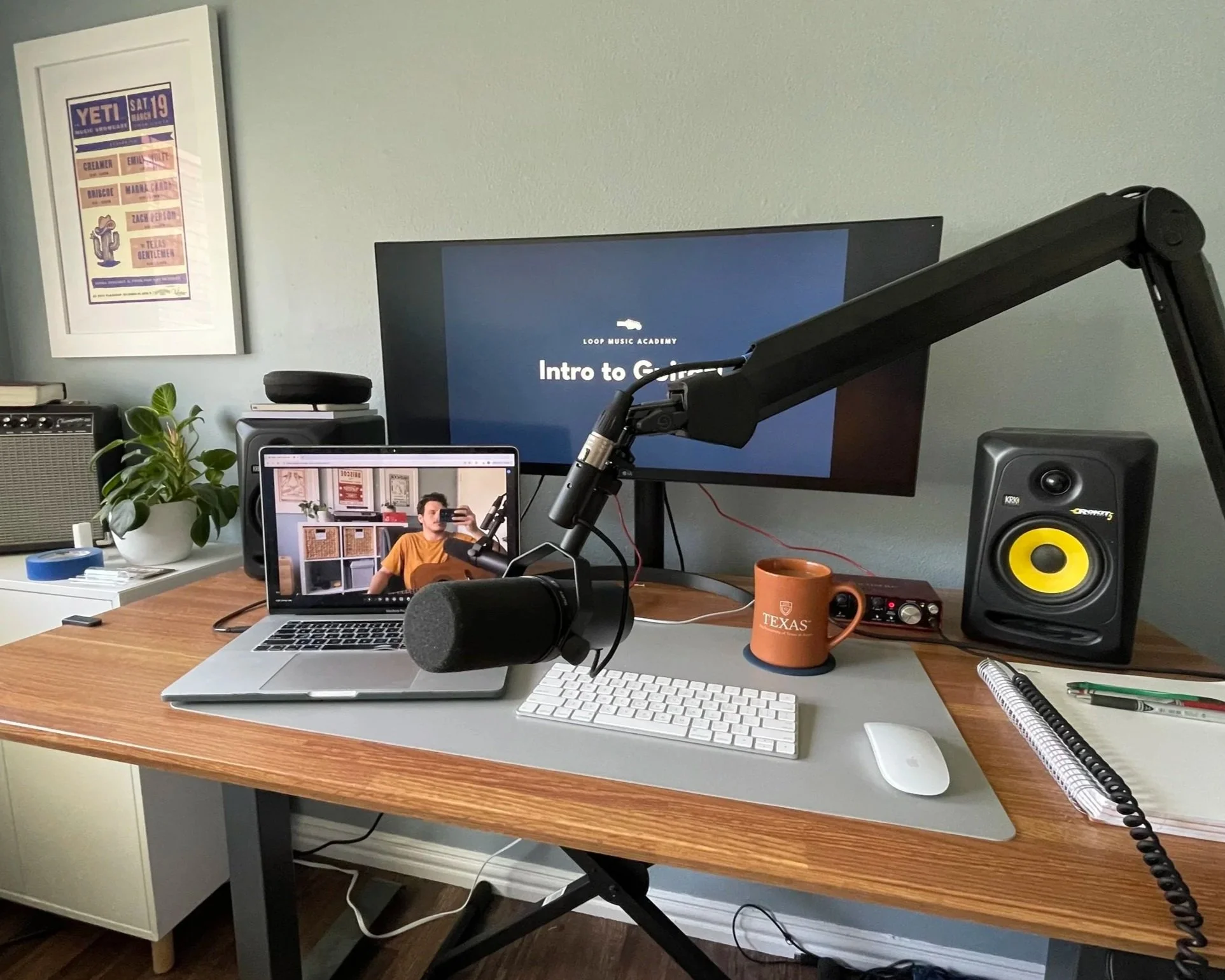 How to Start Learning Ukulele Online