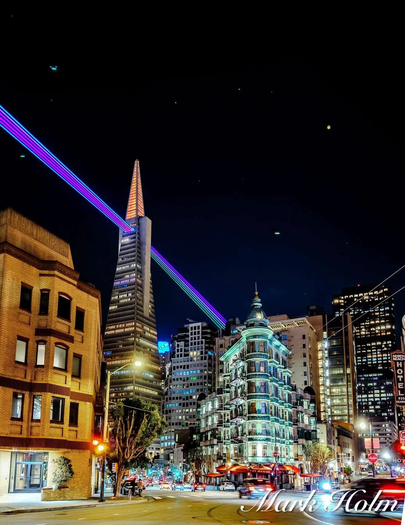 Prism Transamerica Building6.jpg