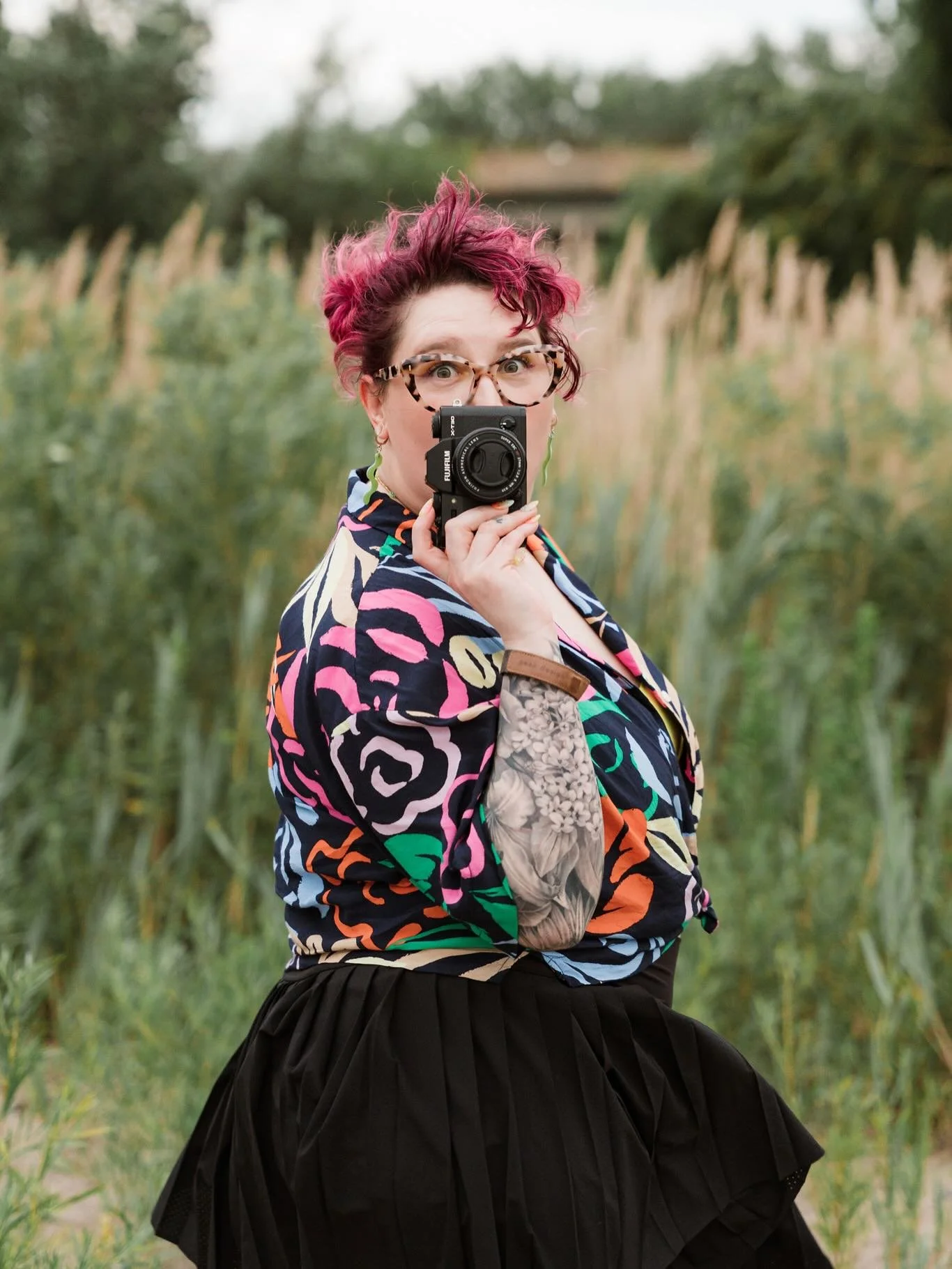 Photographers taking pictures of other photographers. It&rsquo;s a thing and @photogtok does it well. 

Thank you @robanzit for sharing your knowledge with us and providing the rad truck for some slick photos.