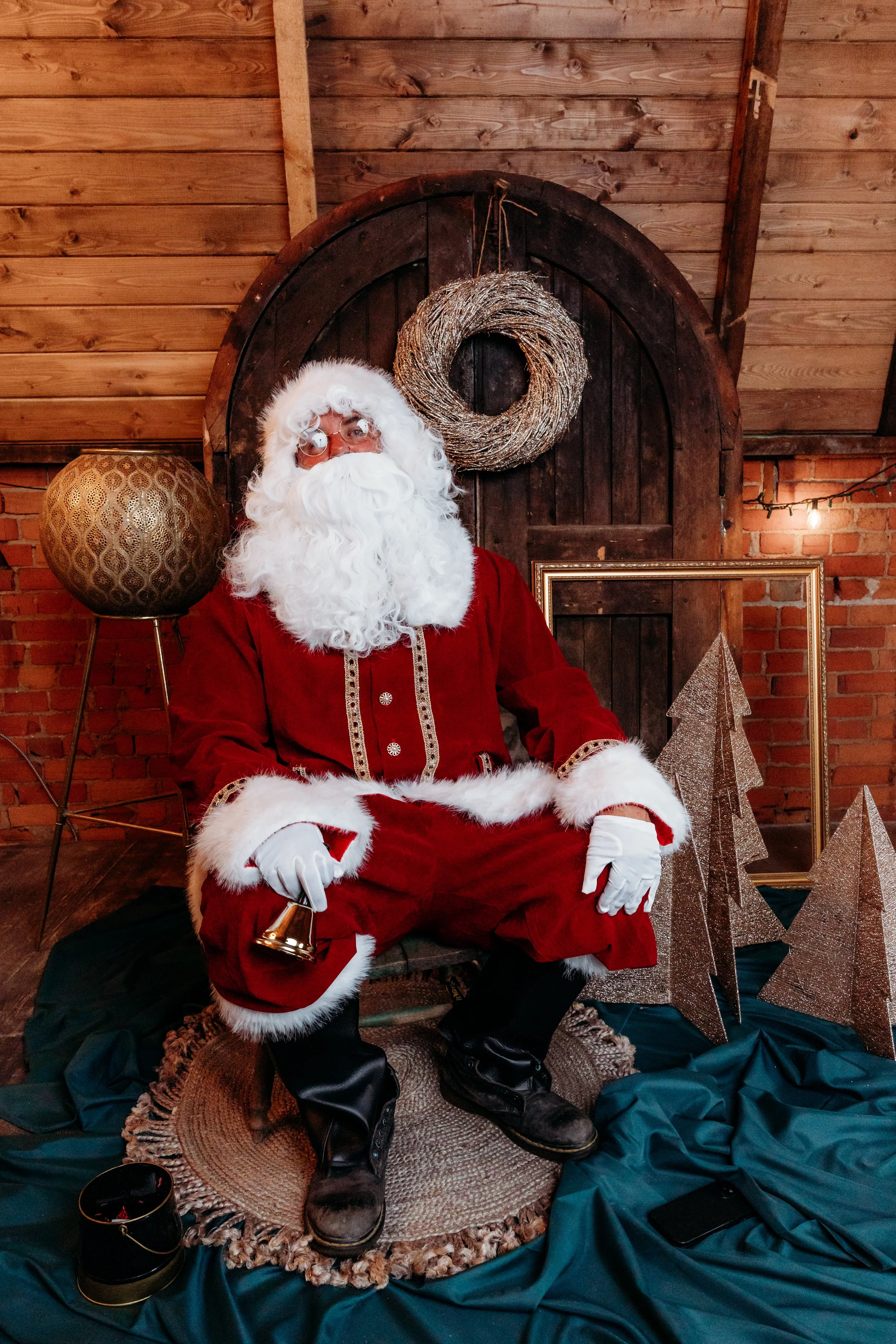 People-of-Carriage-Loft-Santa-12.jpg