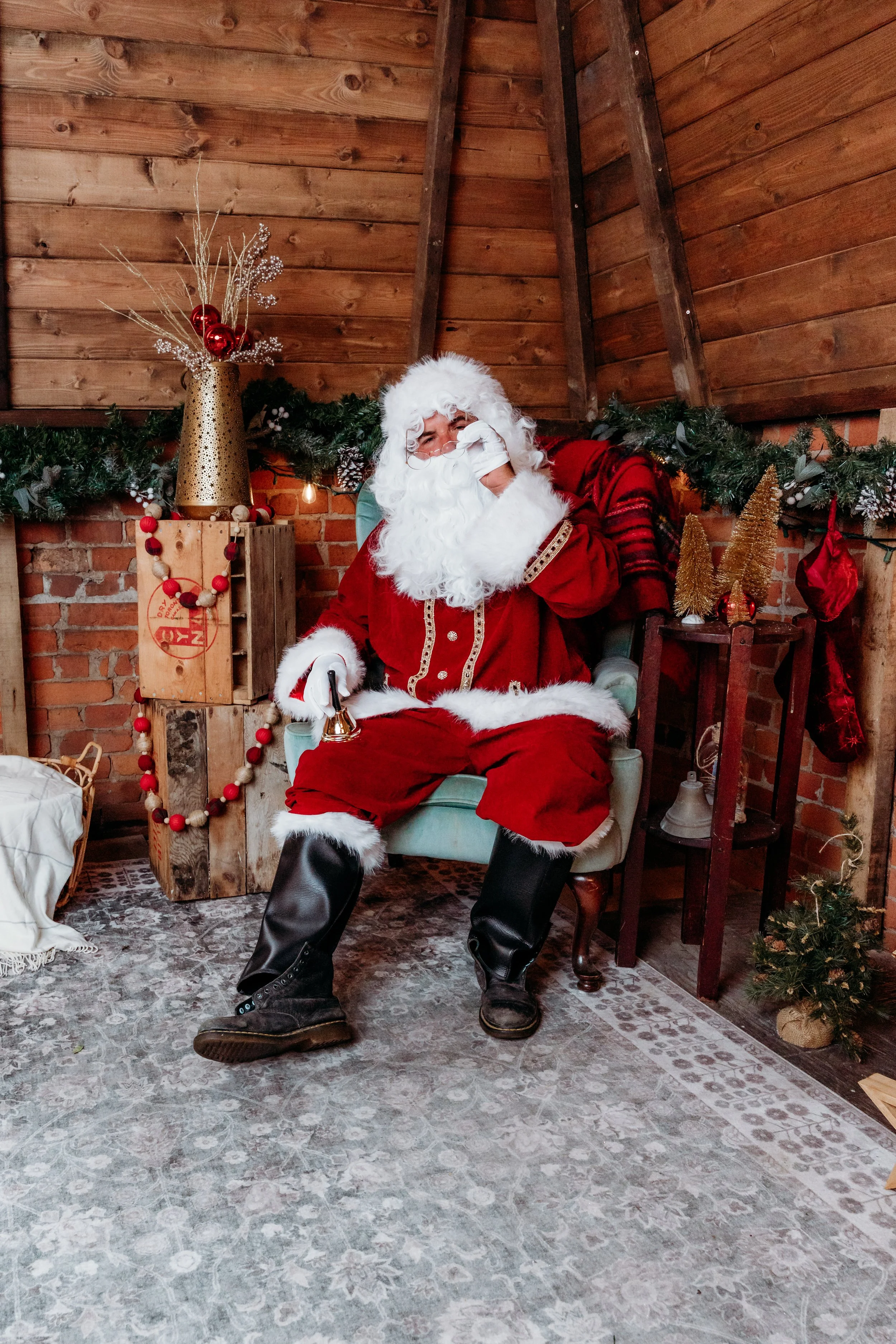 People-of-Carriage-Loft-Santa-9.jpg