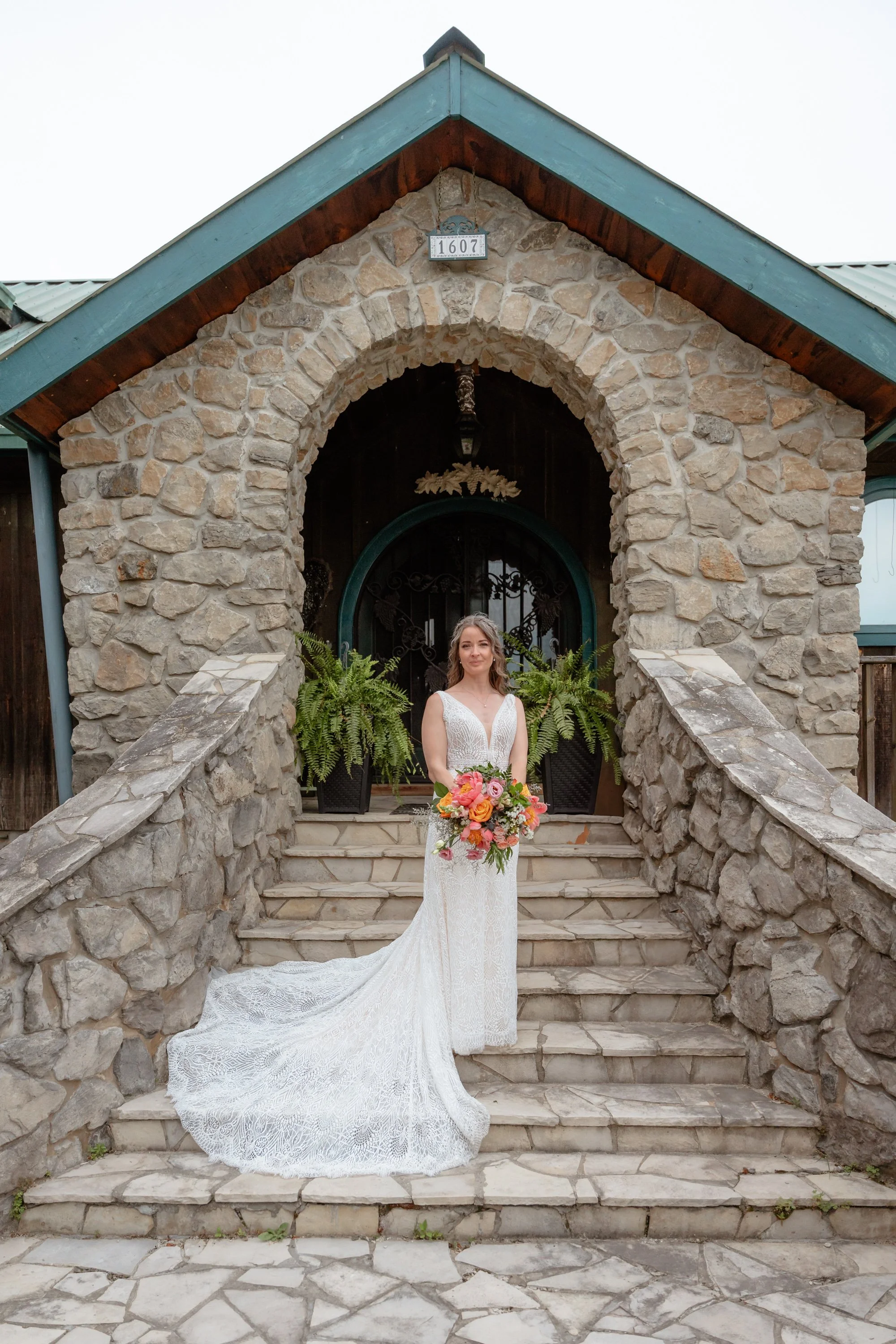 matko-photo-wedding-photo-graphy-Gillian-Darren-wedding-6-21-2025-bridal-182.jpg