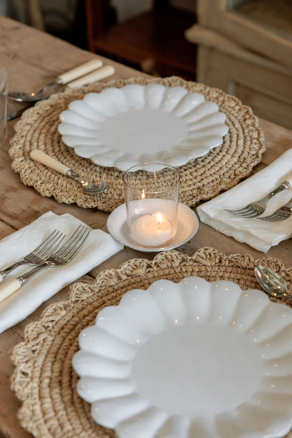 Astier de Villatte Marguerite Dinner Plate — Home Interiors