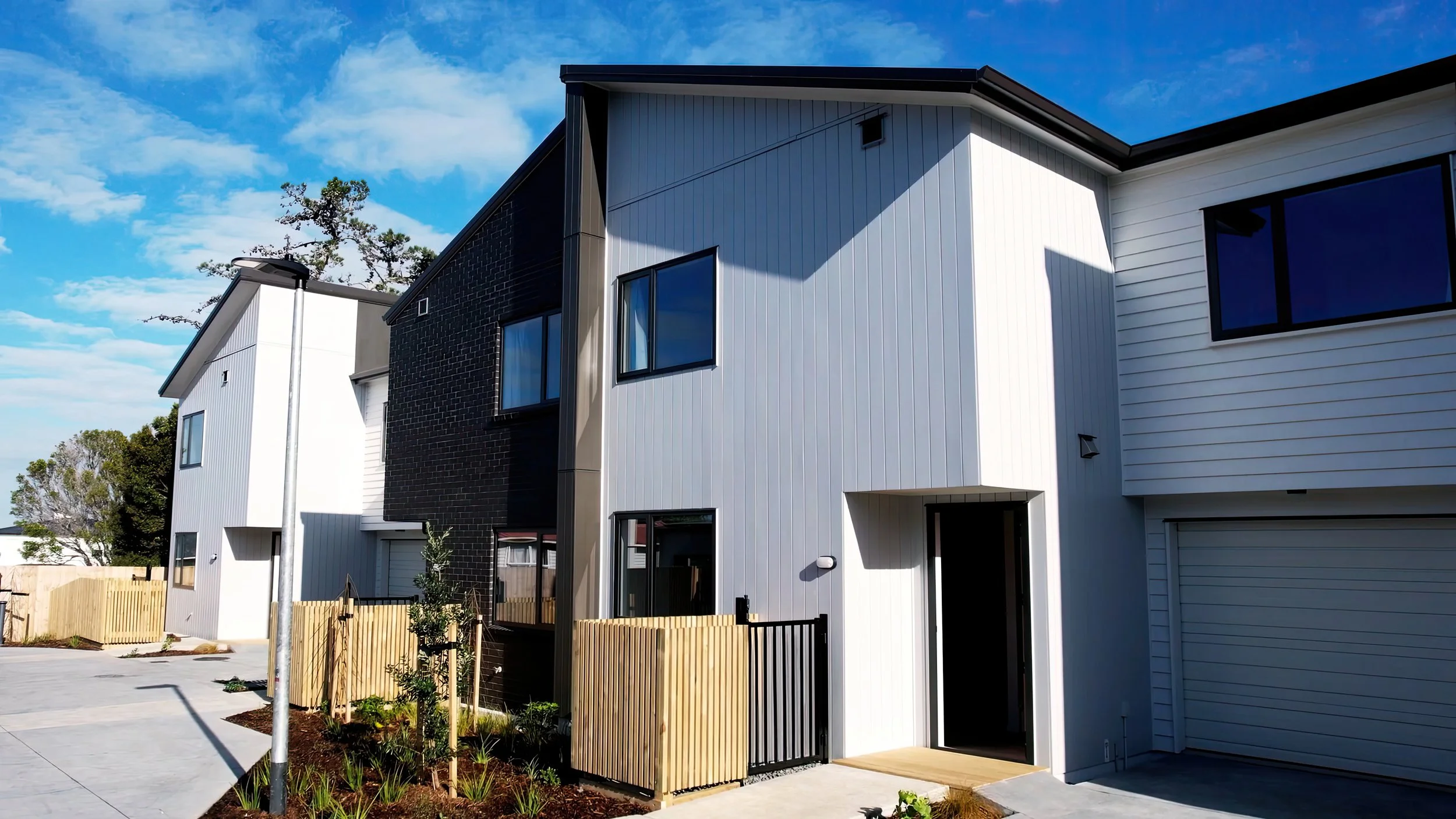 Signature Construction premier builder for complex housing construction and project management