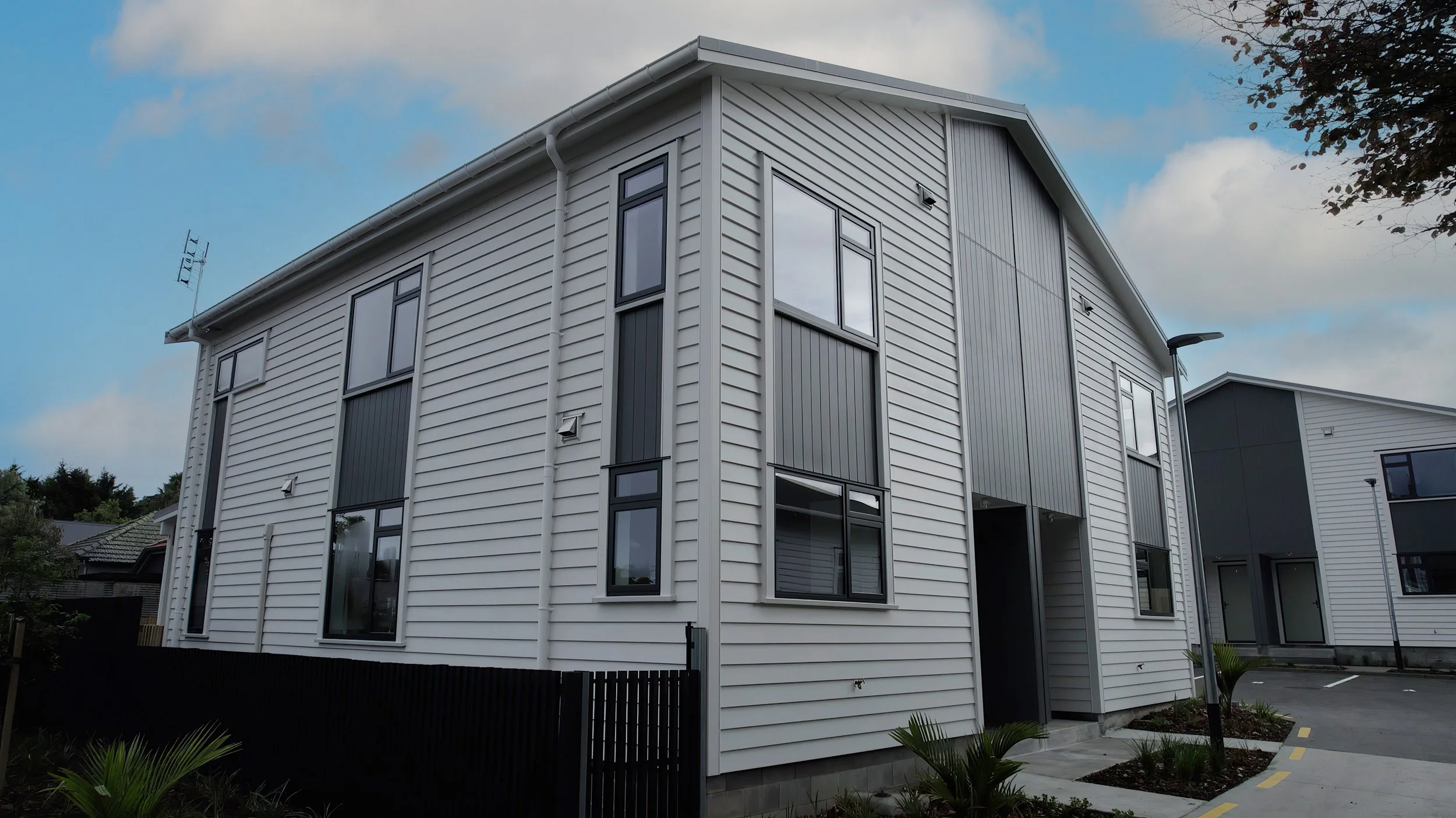 Builder experienced with advanced building materials