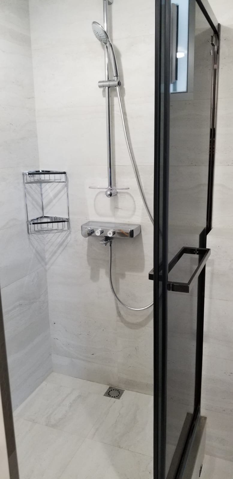Taikooshing Reverso2 White10.jpeg