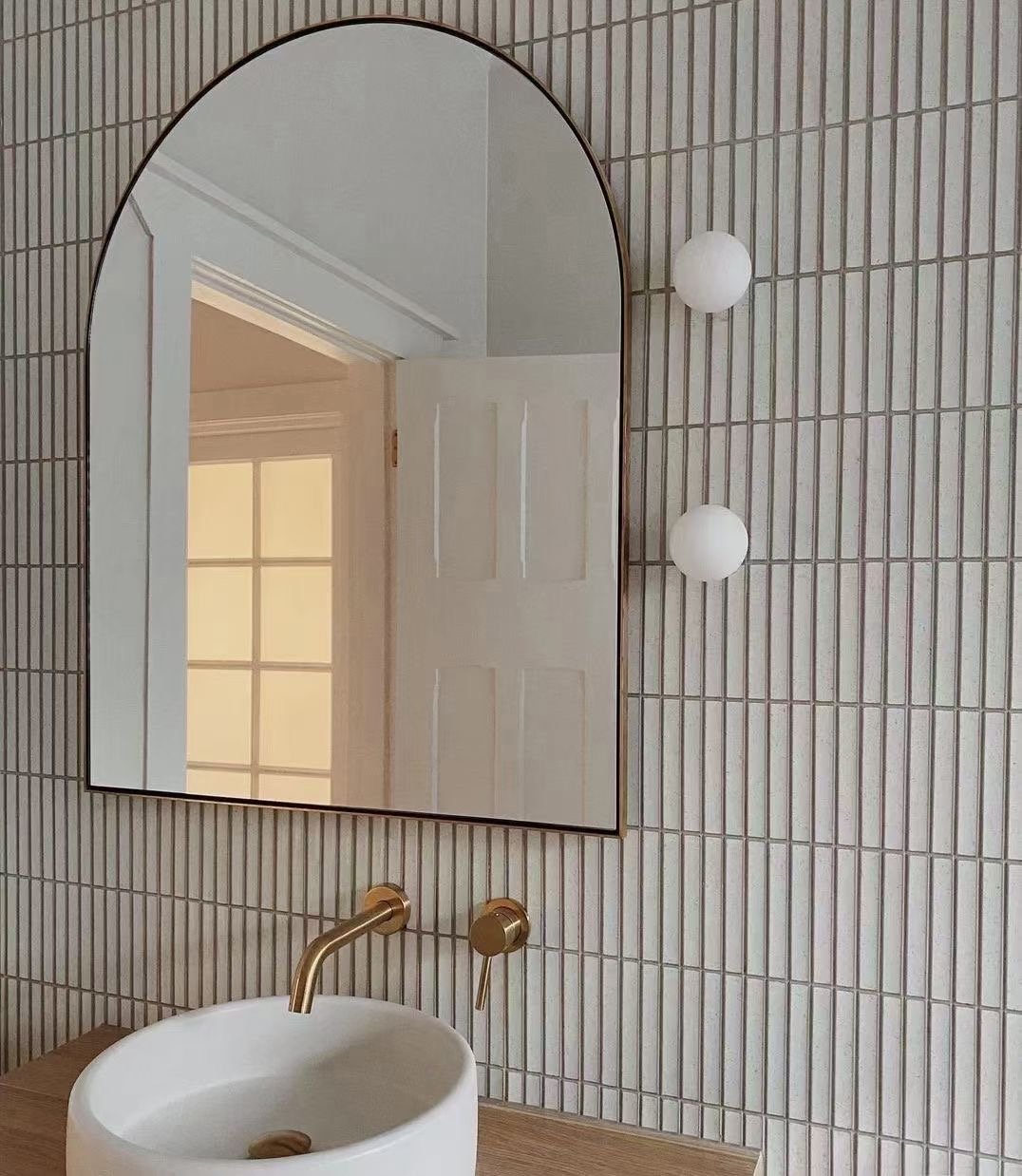 K - Kit Kat Finger Tiles