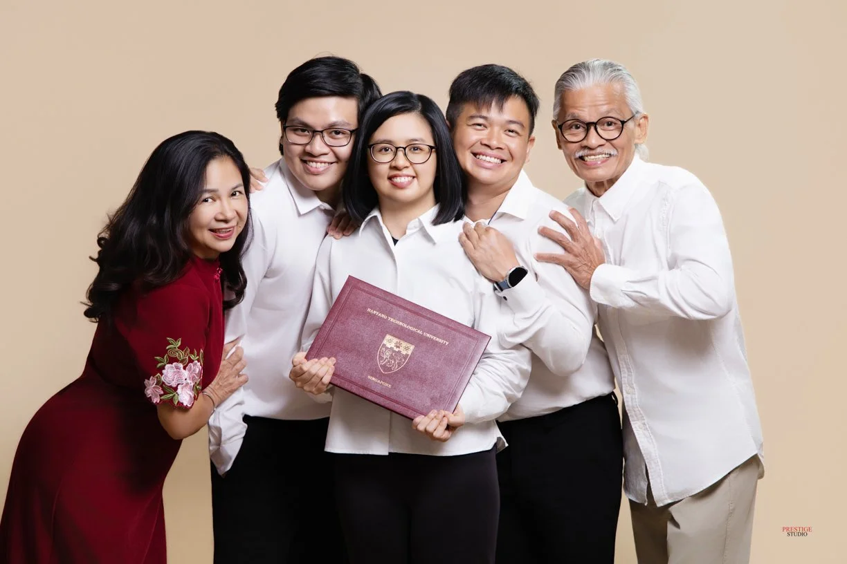 Family Portrait Session with Mr. Christopher &amp; Family