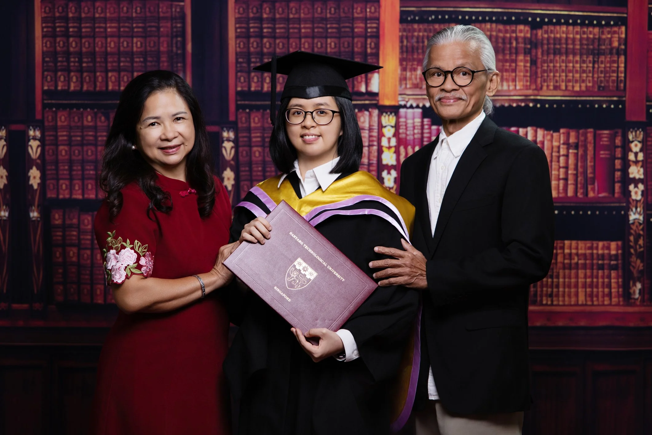 GraduationBookShelfBackground-2.jpg