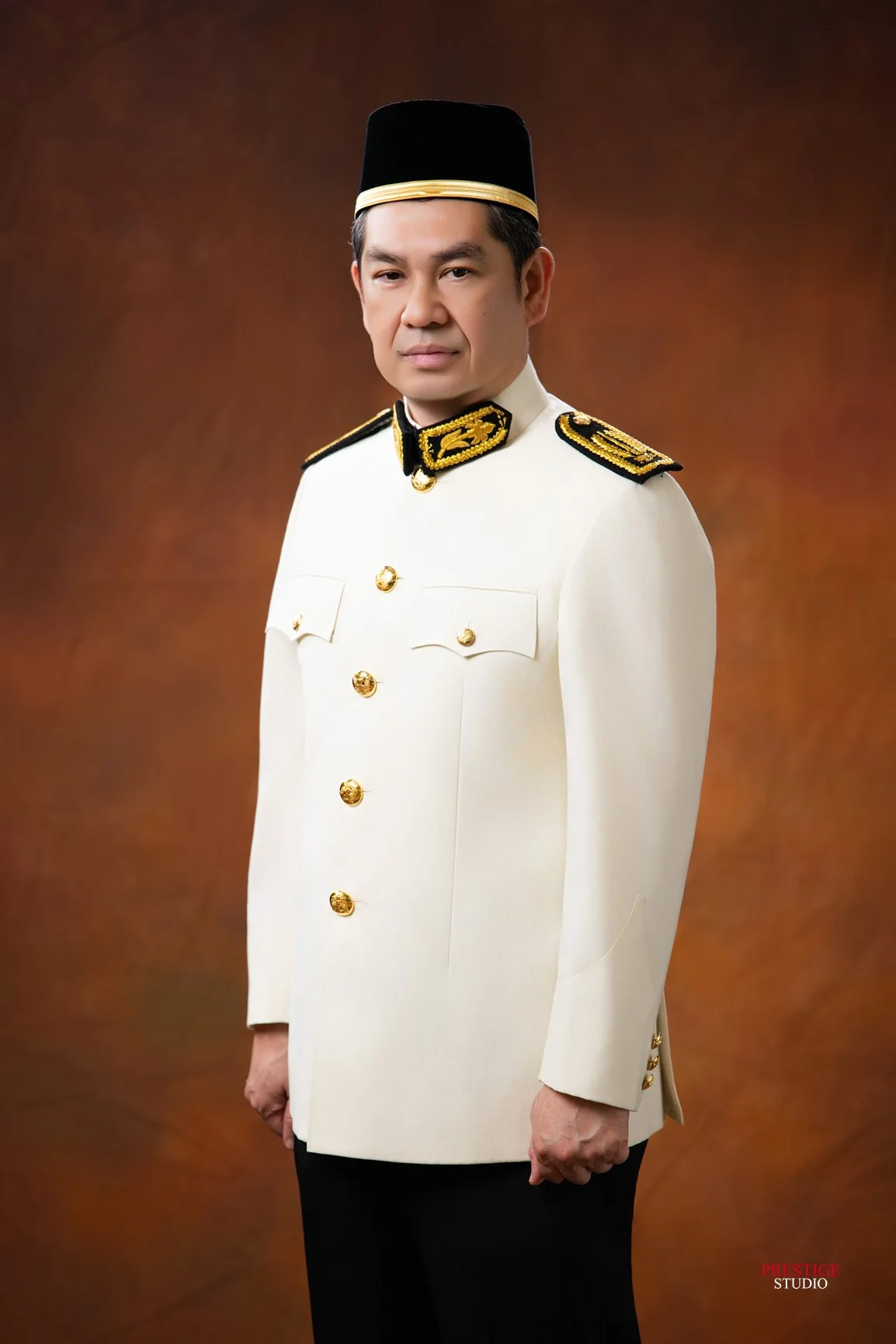 Official Portrait Photography - Prestige Studio