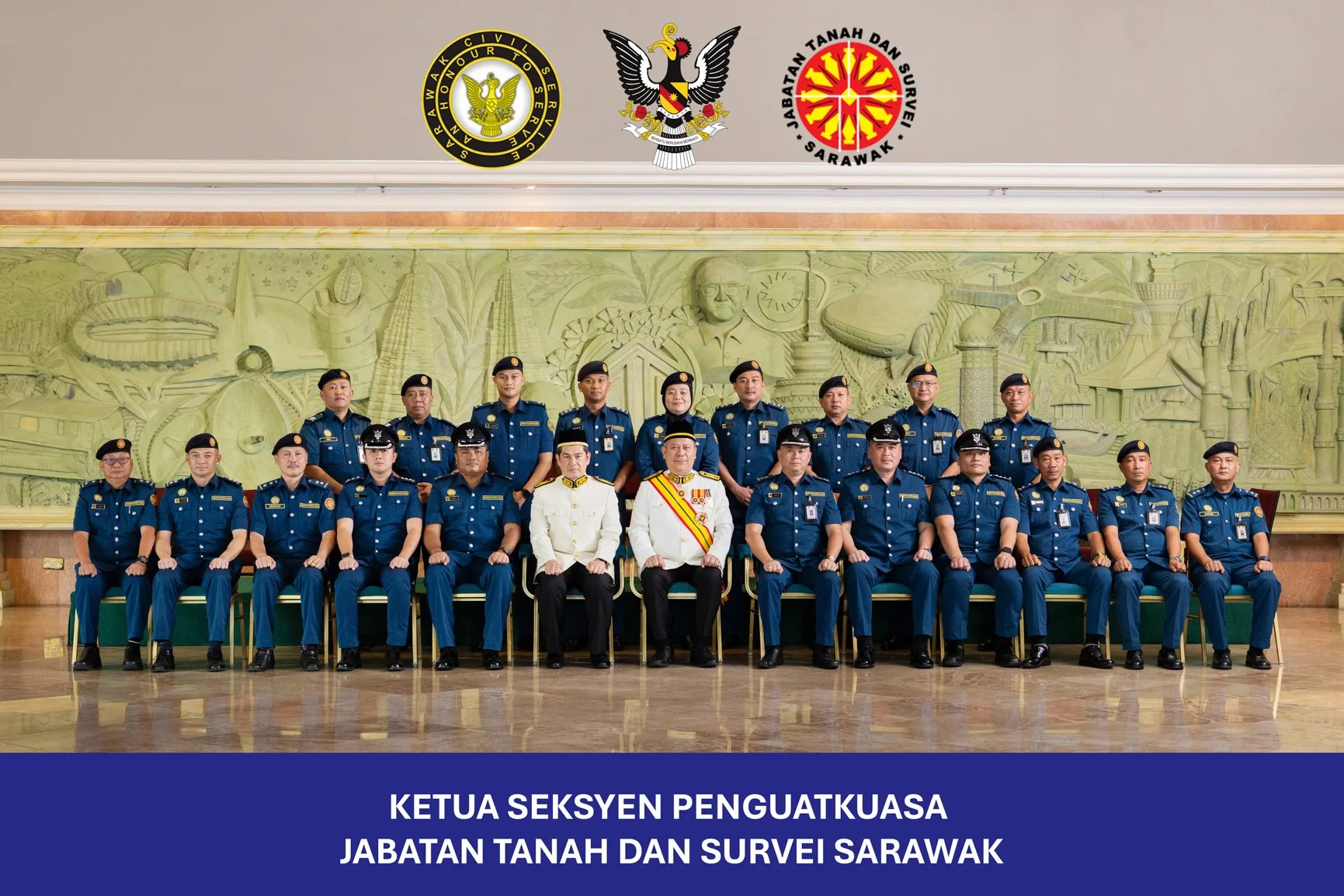 Large Group Official Portraits for Corporations and Departments