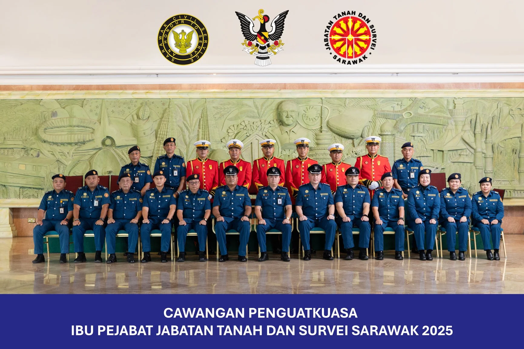 Large Group Official Portraits for Corporations and Departments