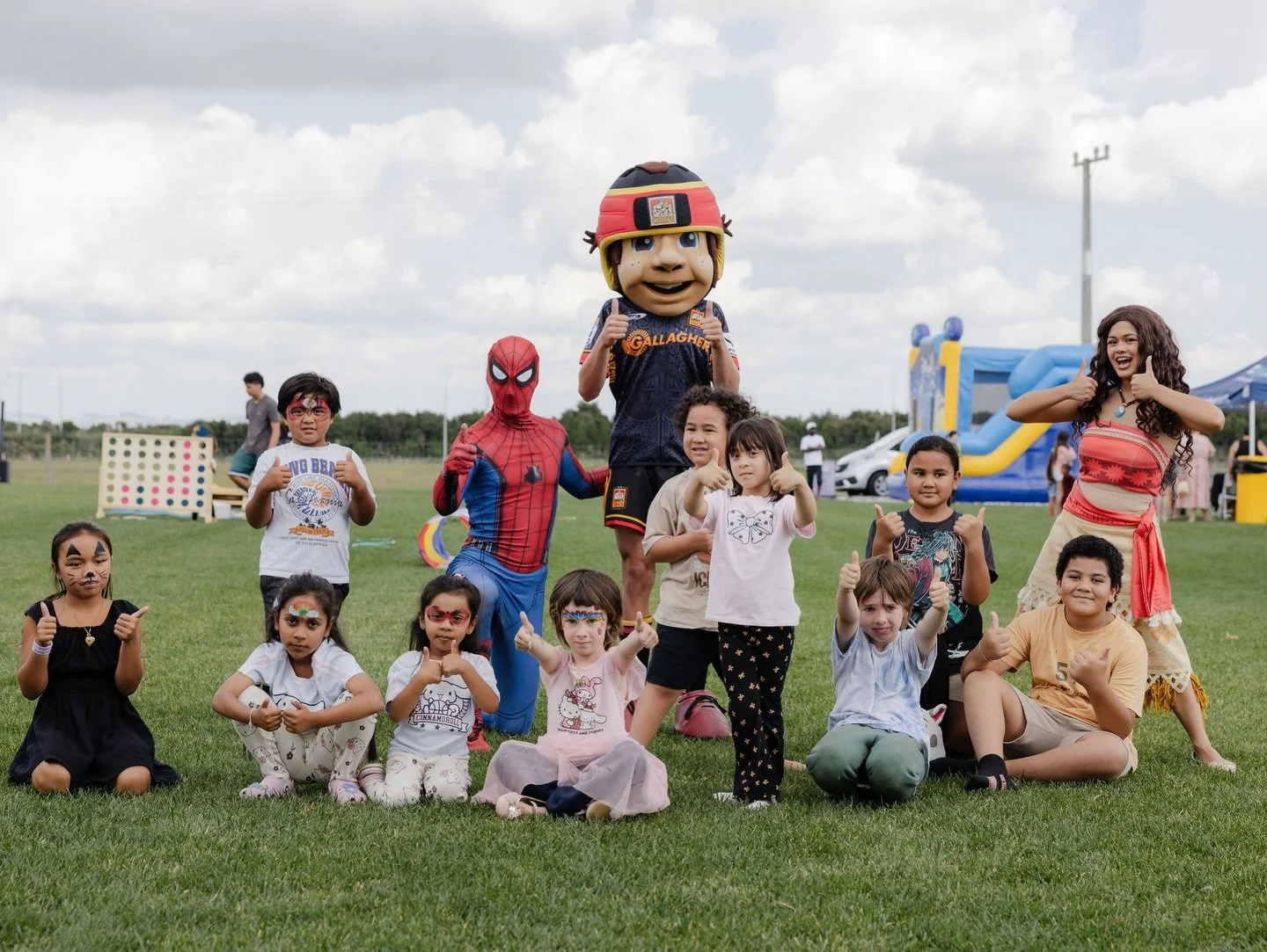 Profile Family Picnic 2026 ☀️🙌
Soaking up the warm weather before the cooler months roll in 🍂 A relaxed afternoon at Profile Park 📍 with great company, tasty bites 🌭🍿, and plenty to keep the kids entertained 💙
Truck rides (thanks @apldirect 🚚)